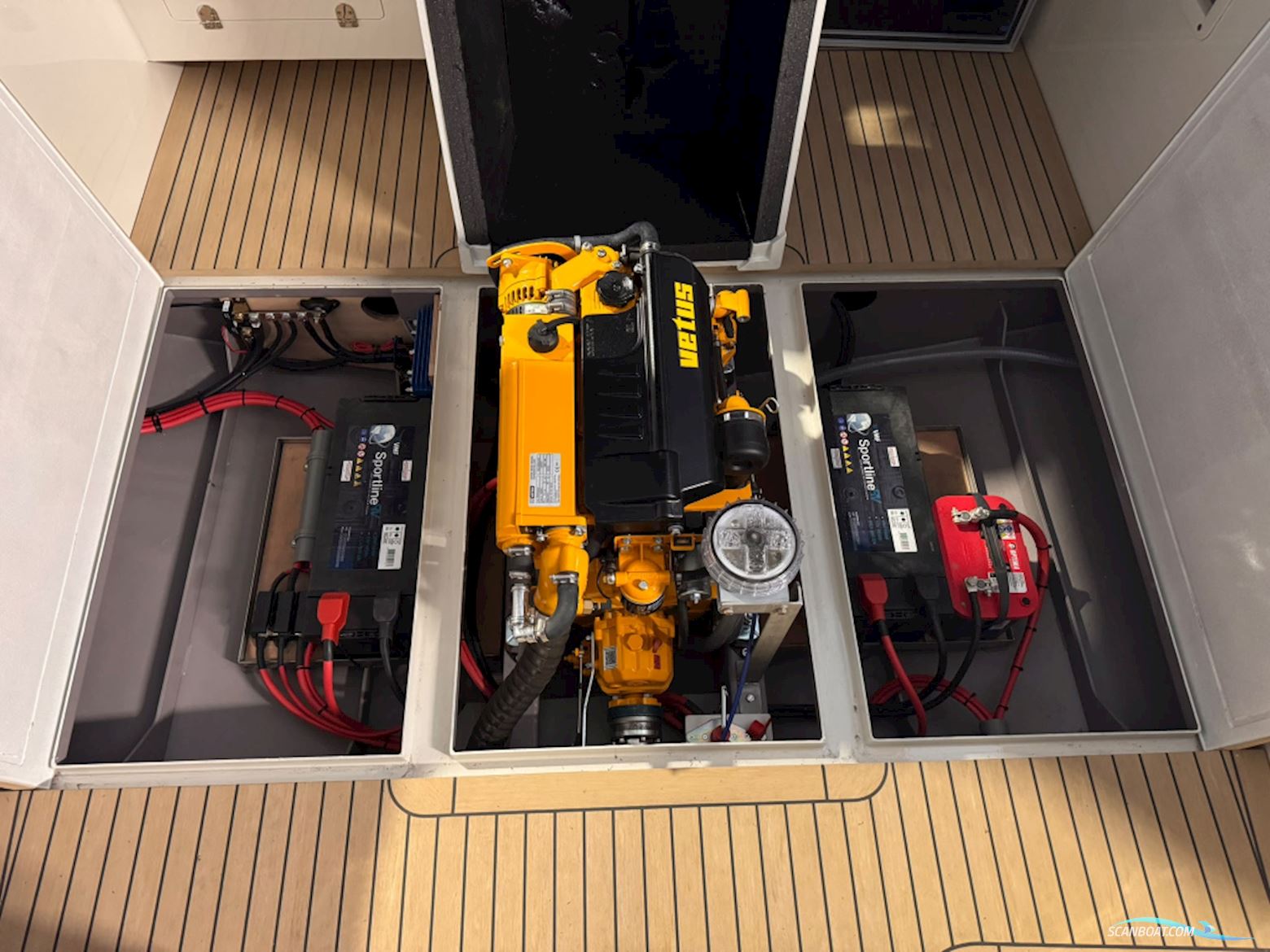 Ijzendoorn Yachts Tender Cabin 800