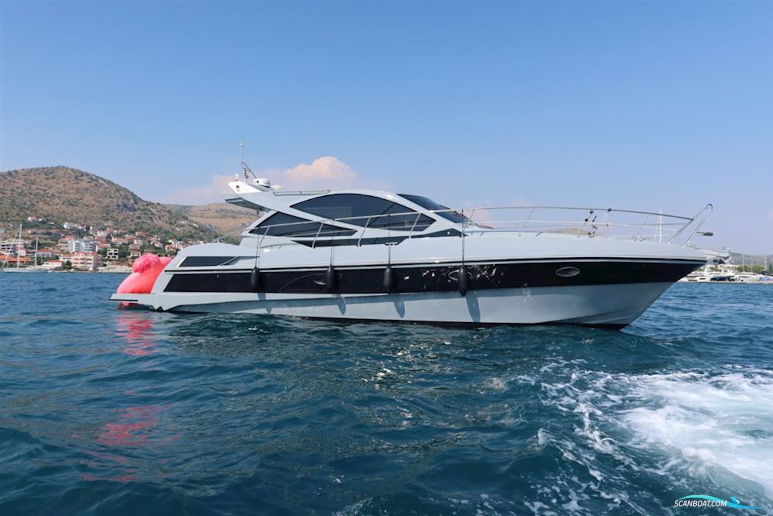 Innovazione e Progetti IPY 49 Motorboten 2016, met 2 x Volvo Penta IPS-600 435Hp motor, Kroatië