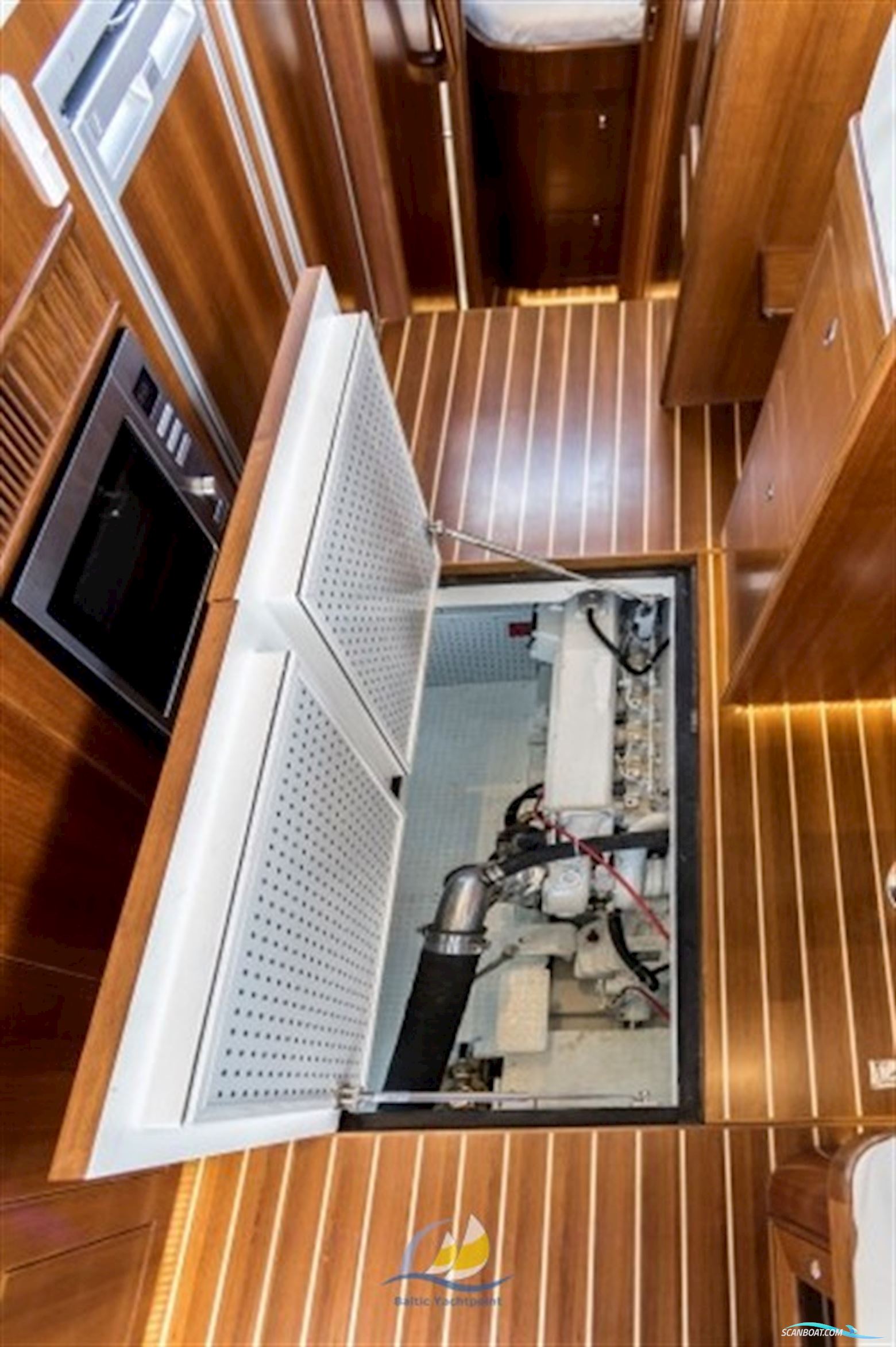 Integrity Motor Yachts Integrity 380 Sedan