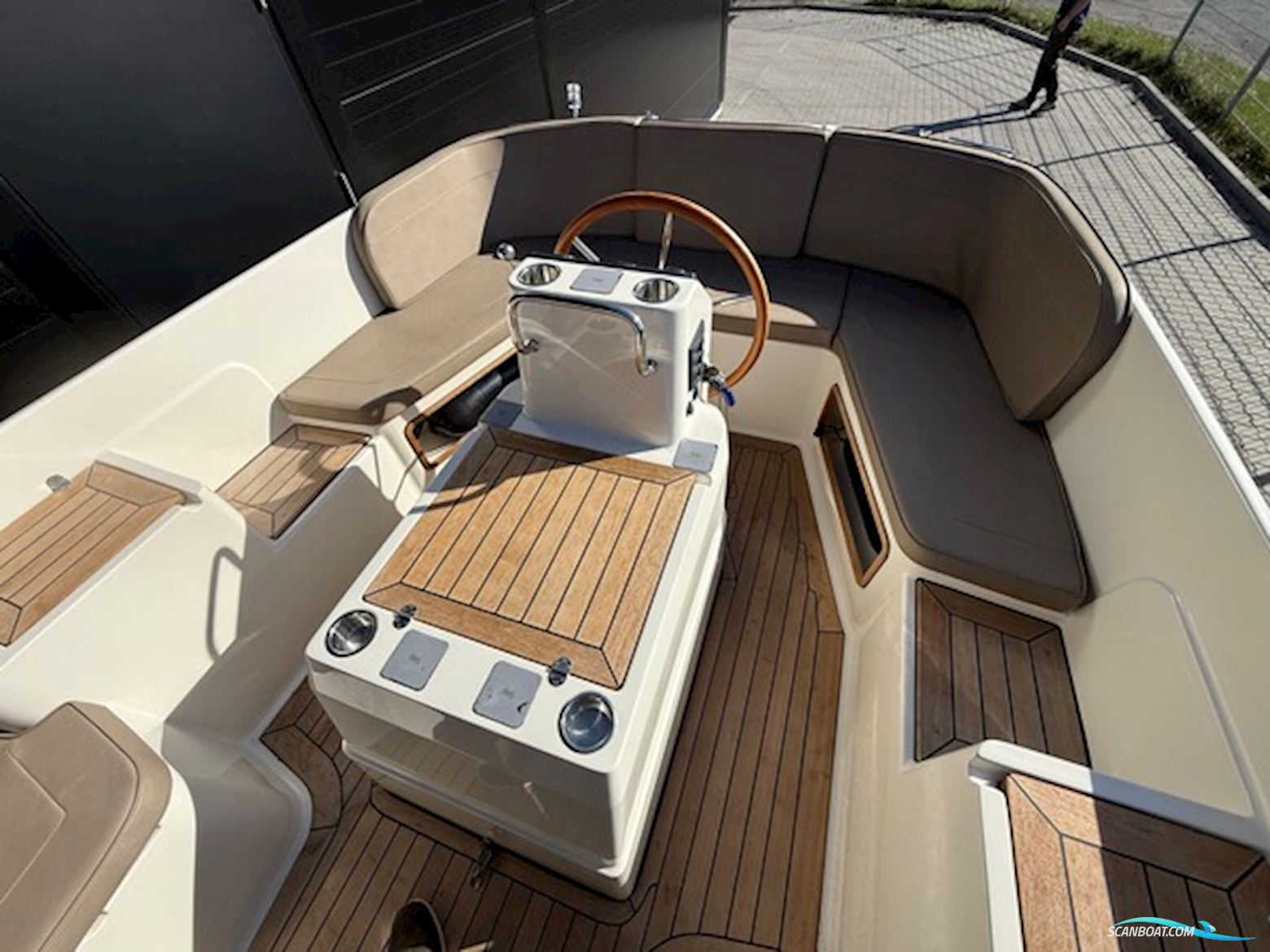 Intender 650