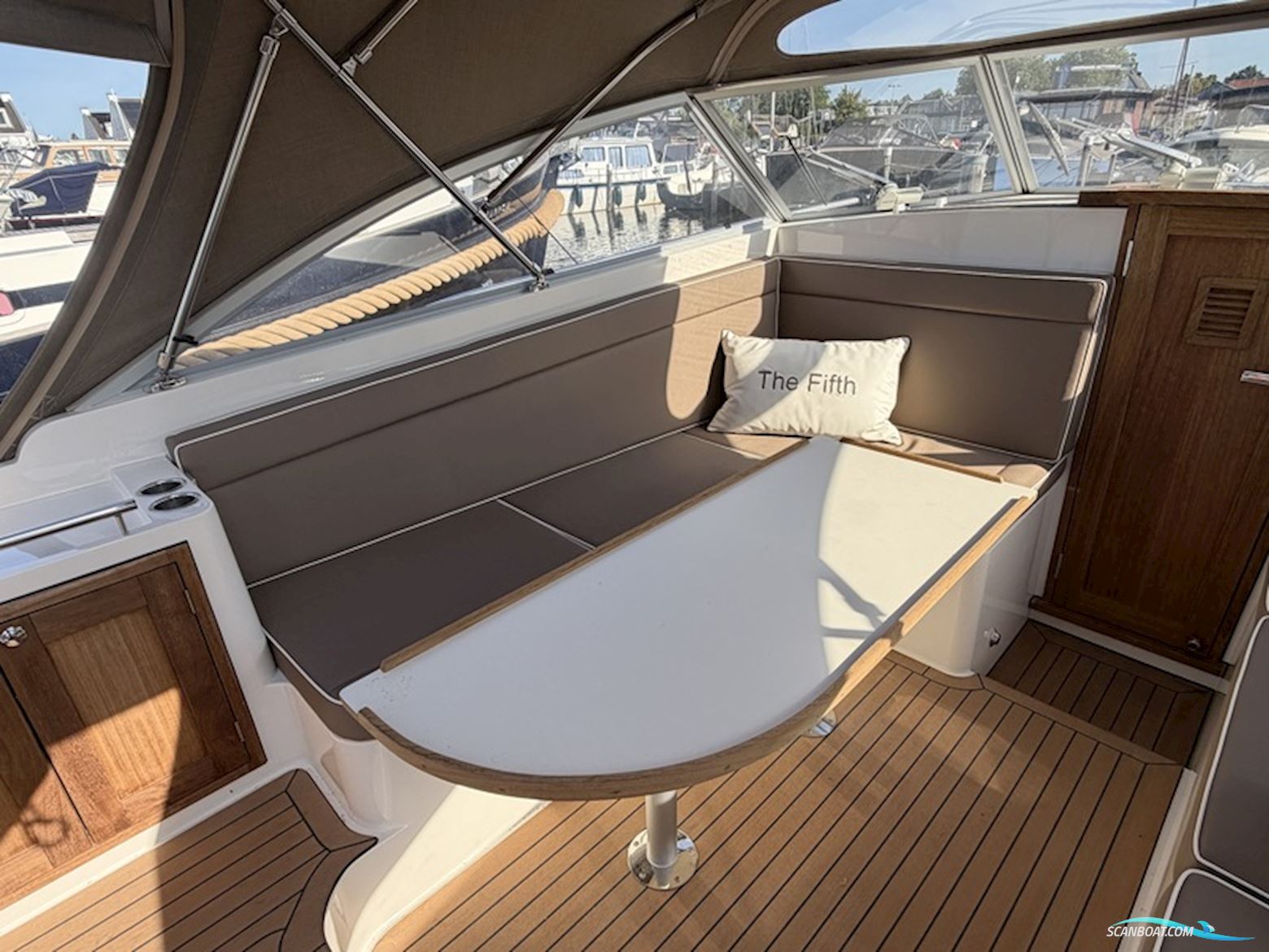 Intender 950 Cabrio