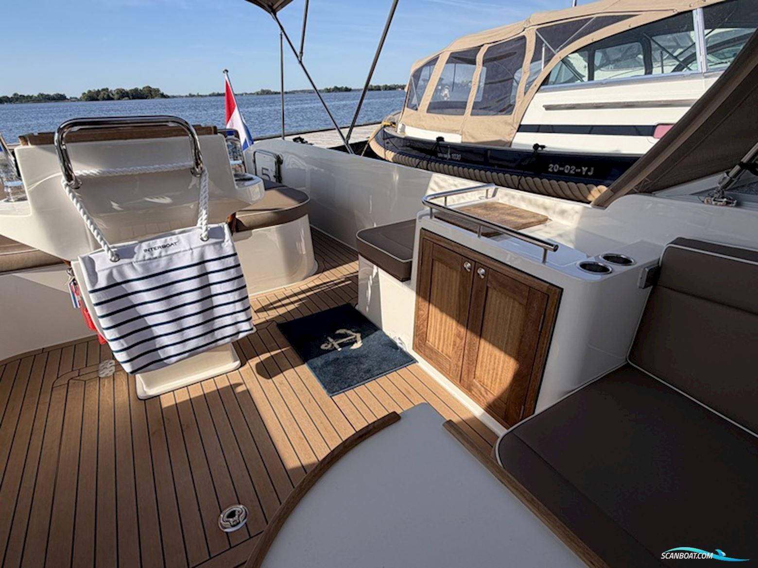 Intender 950 Cabrio