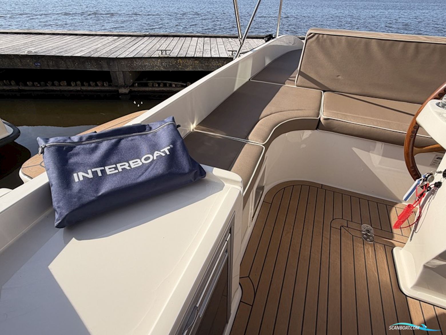 Intender 950 Cabrio