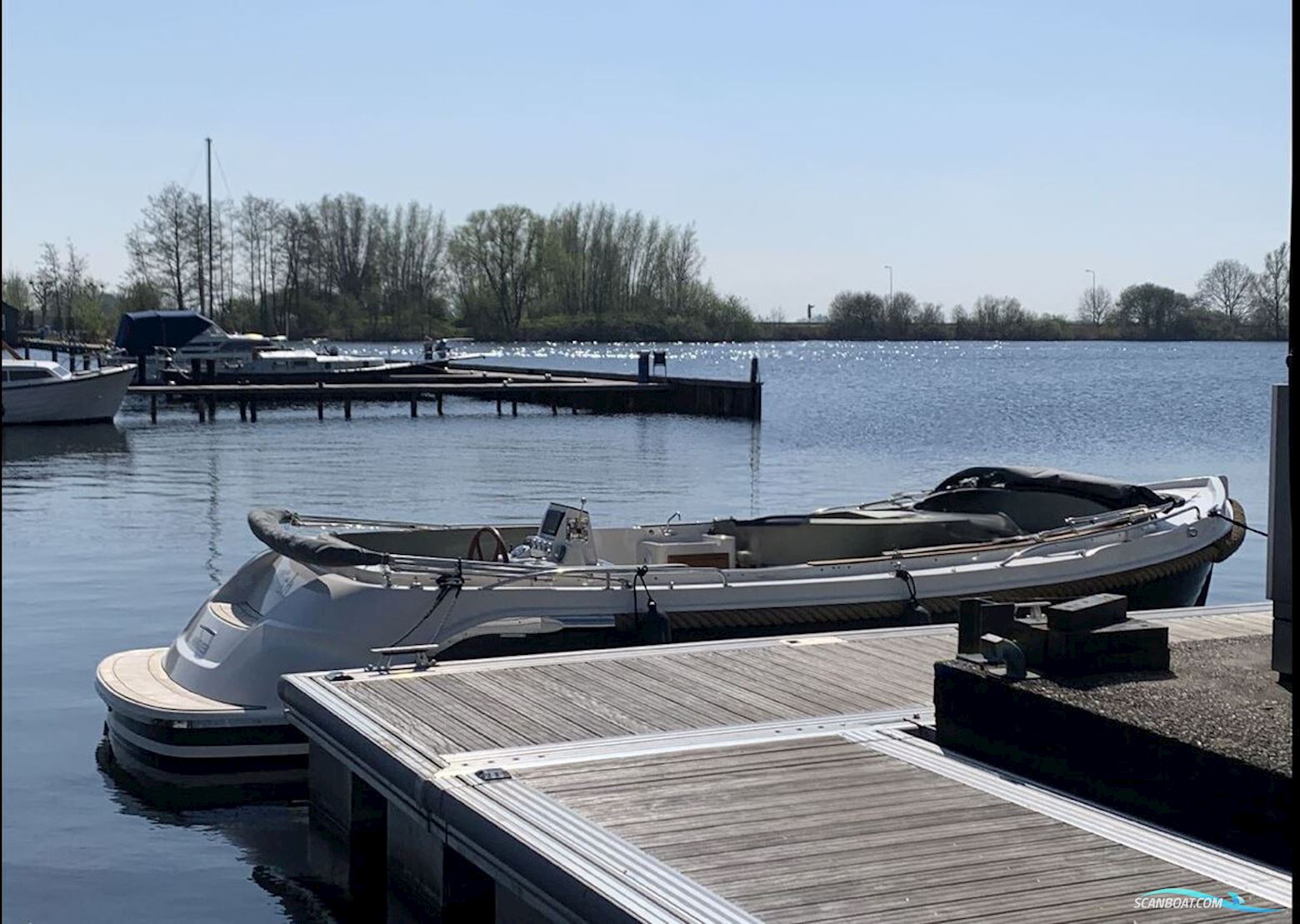 Intender Interboat 760 Special Edition