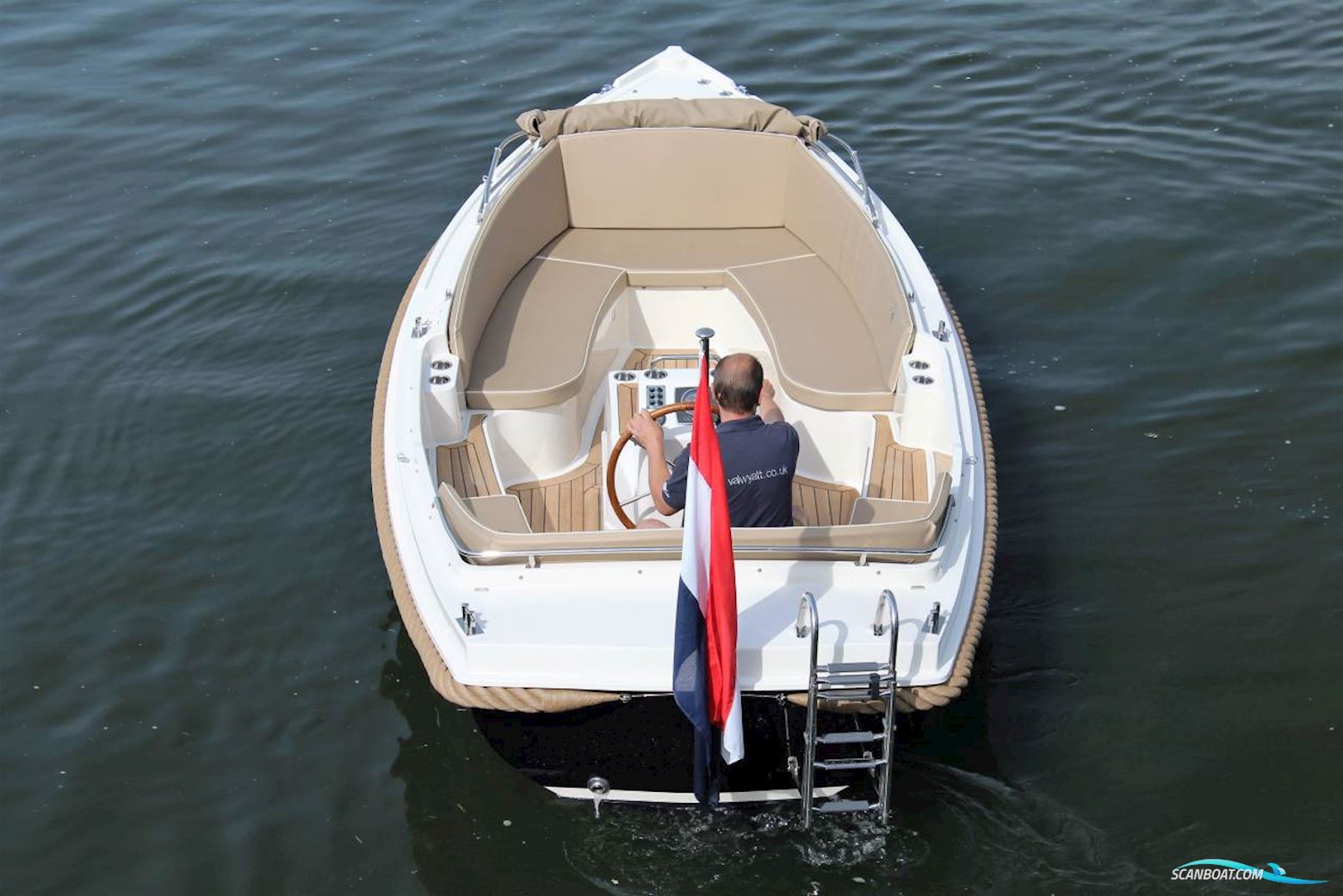 Interboat 19