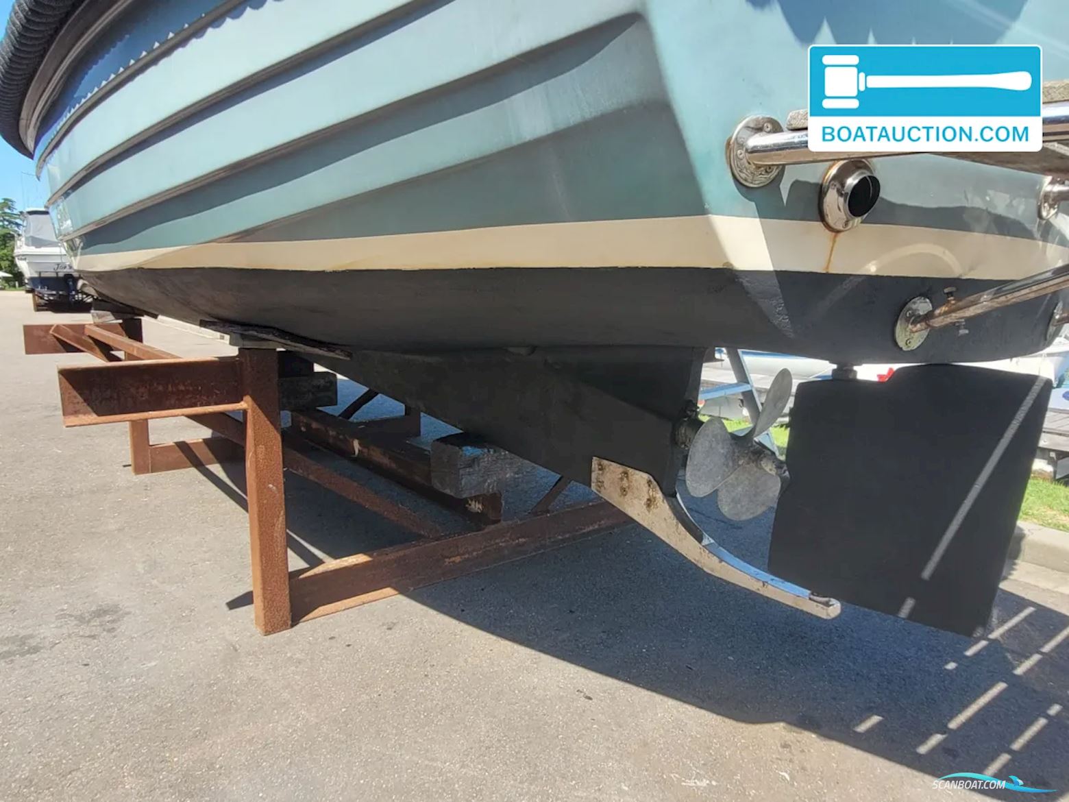Interboat 22