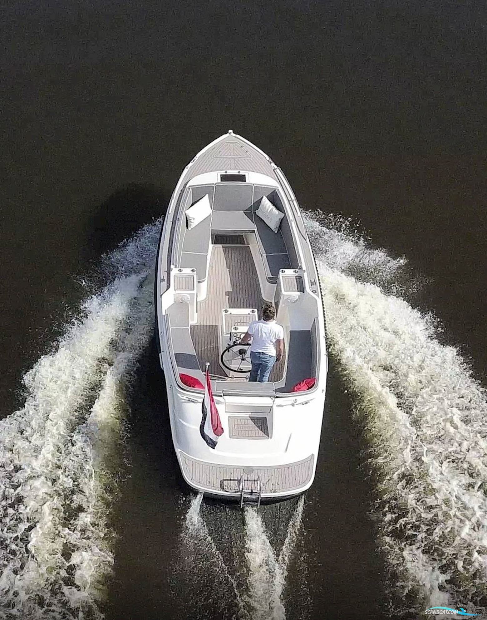 Interboat Intender 780