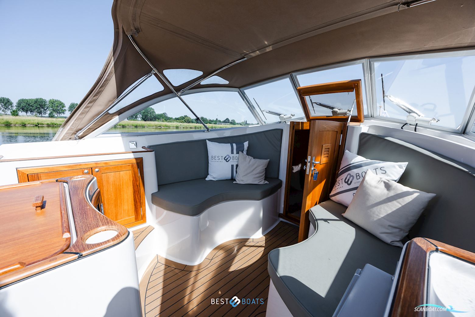 Interboat Intercruiser 27 Cabin