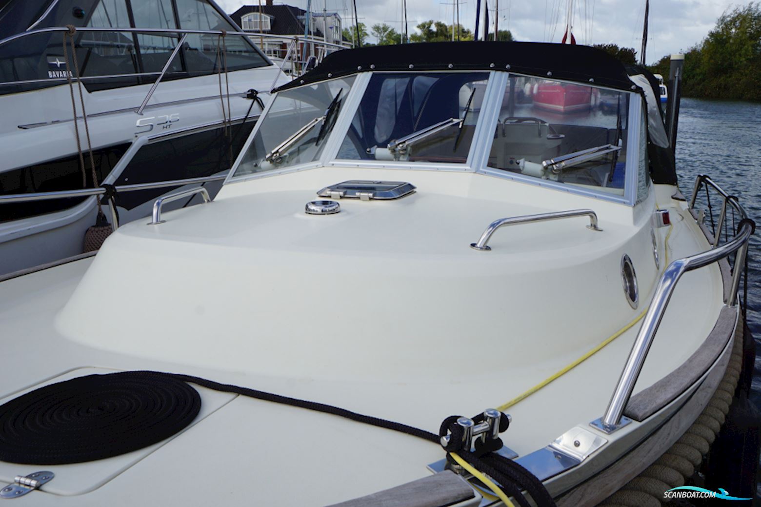 Intercruiser 27 Cabin