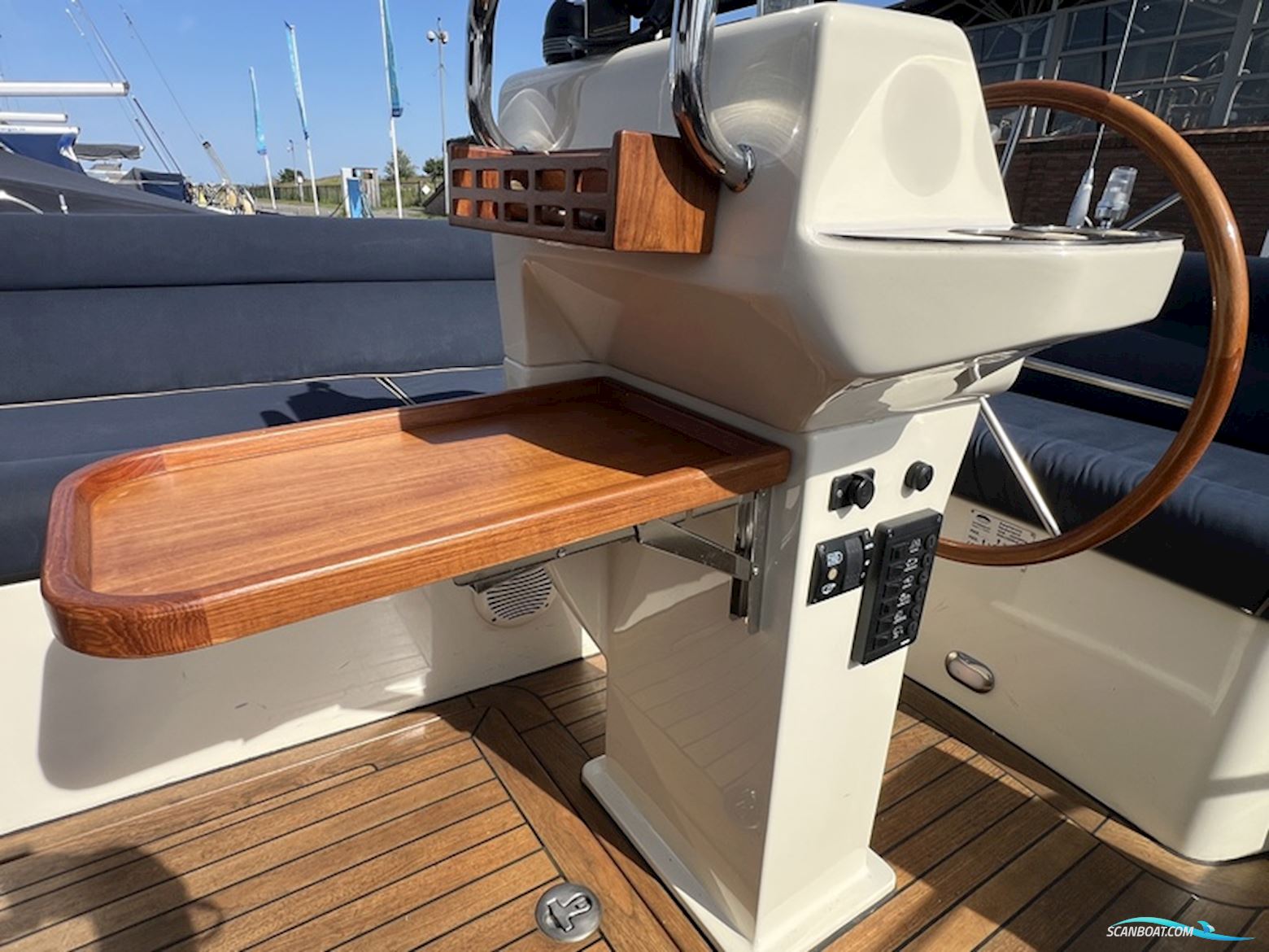 Intercruiser 29
