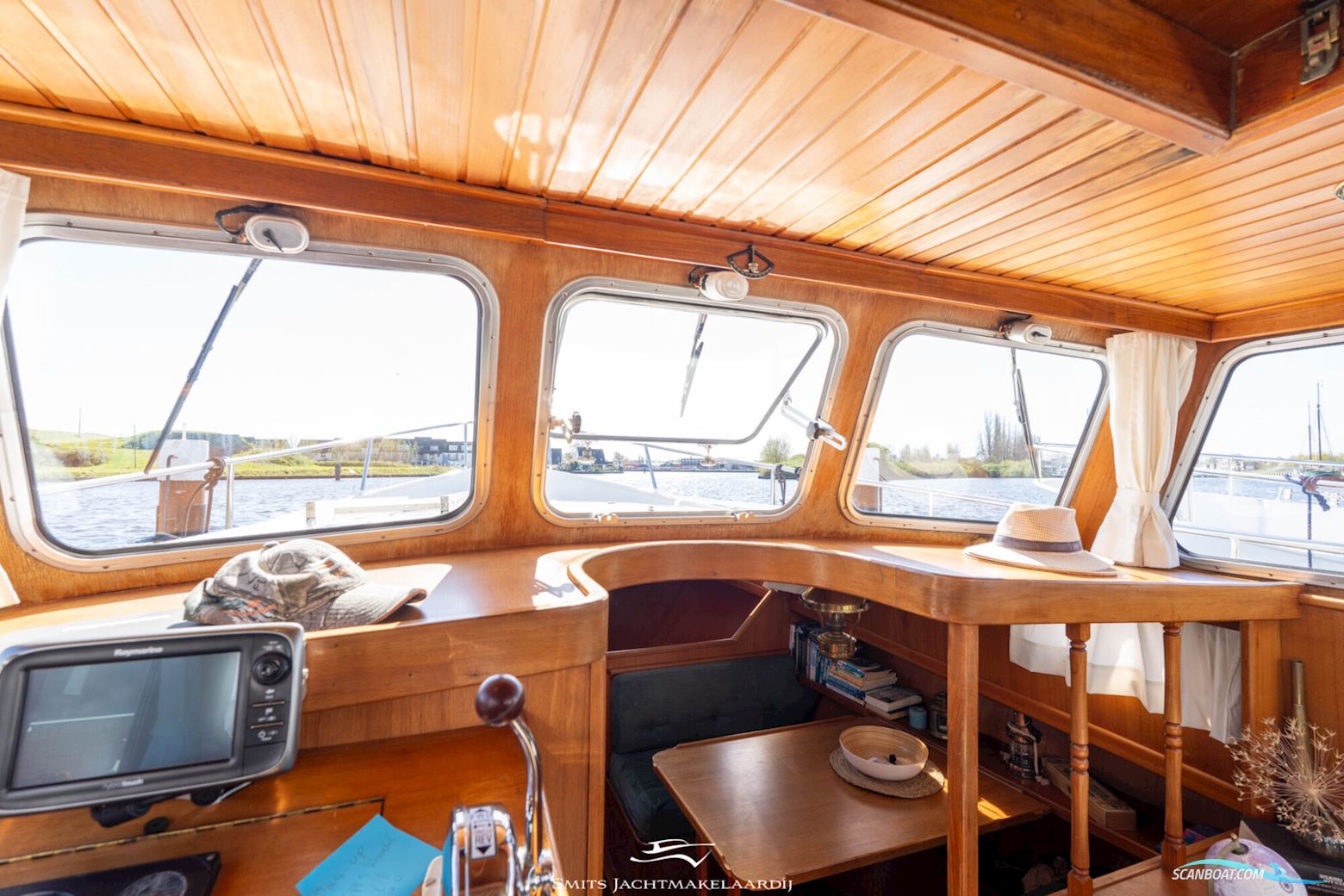 Intership 11.20 AK Cabrio