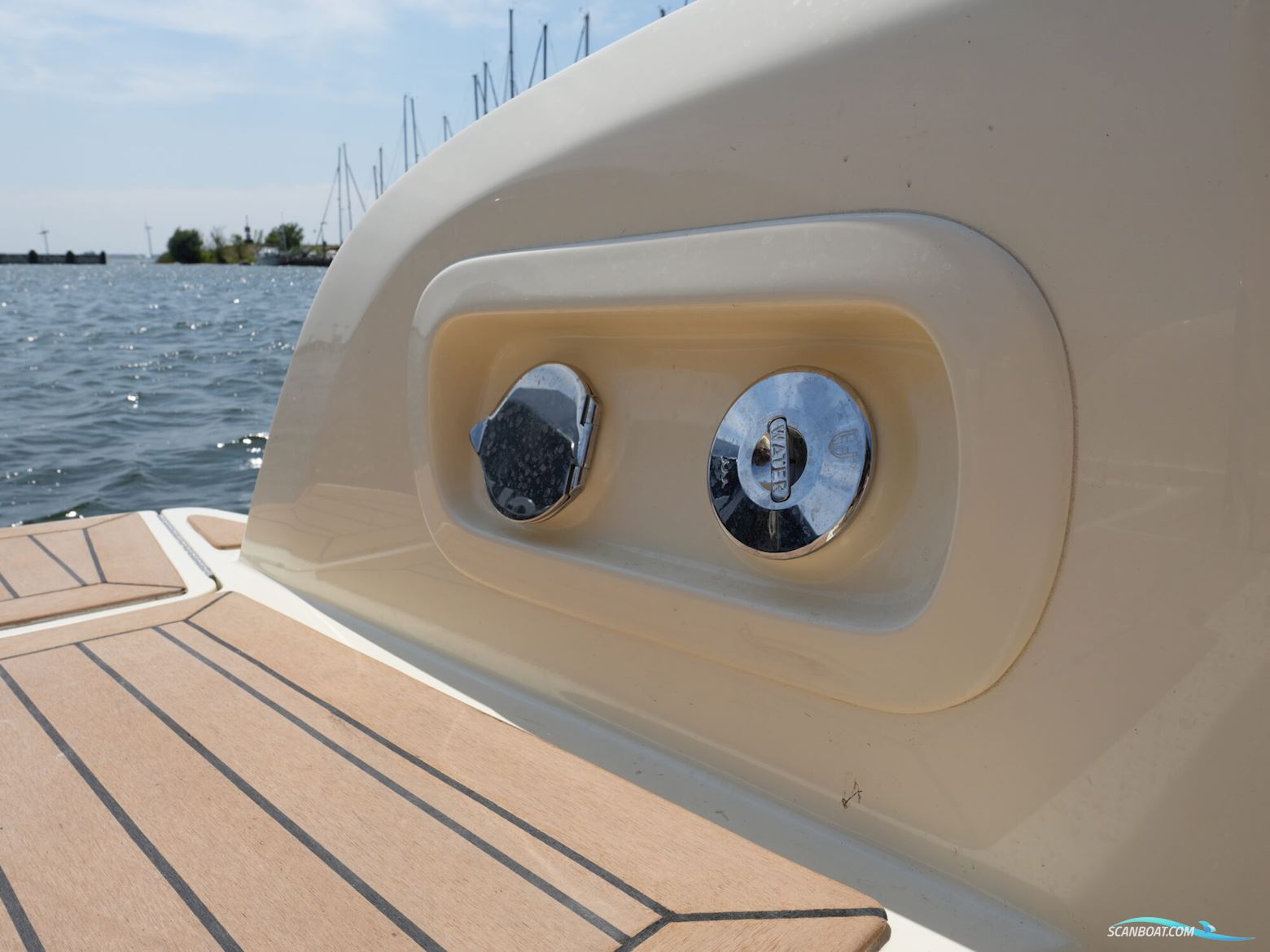 Invictus 270 CX