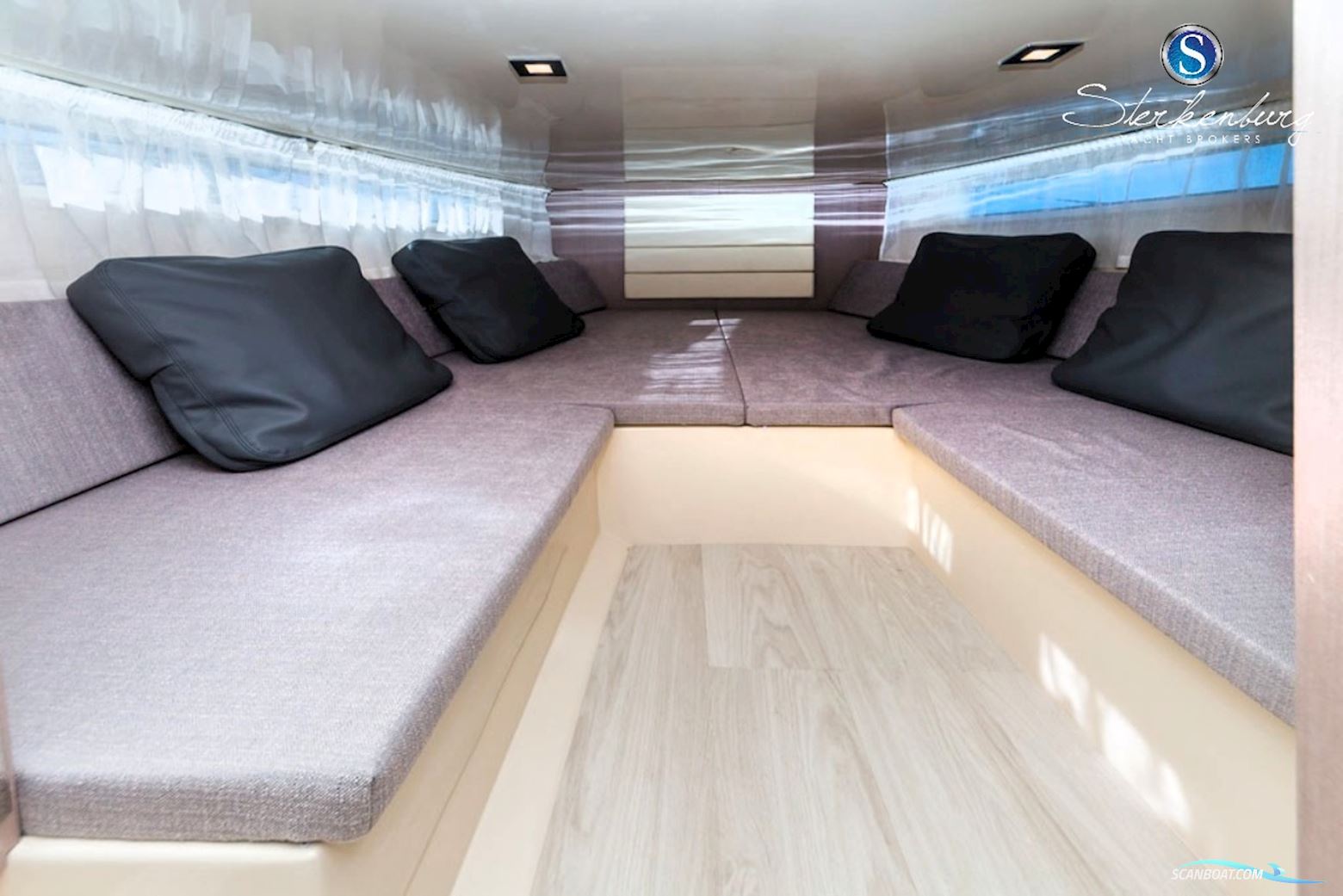 Invictus 280 GT