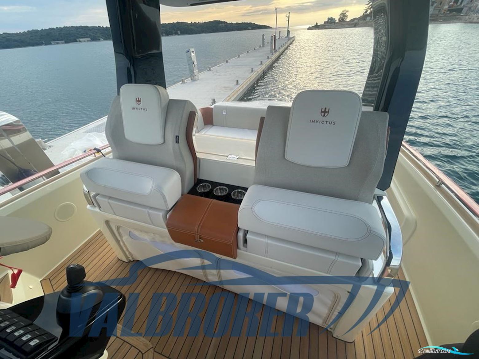 INVICTUS GT320