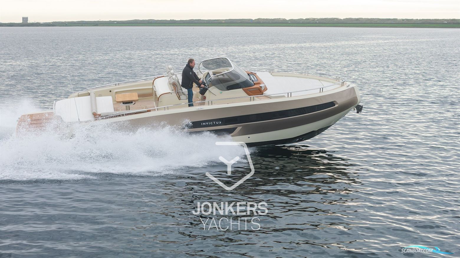 Invictus GT370 Motorboten 2024, met Volvo Penta D4-320 motor, The Netherlands