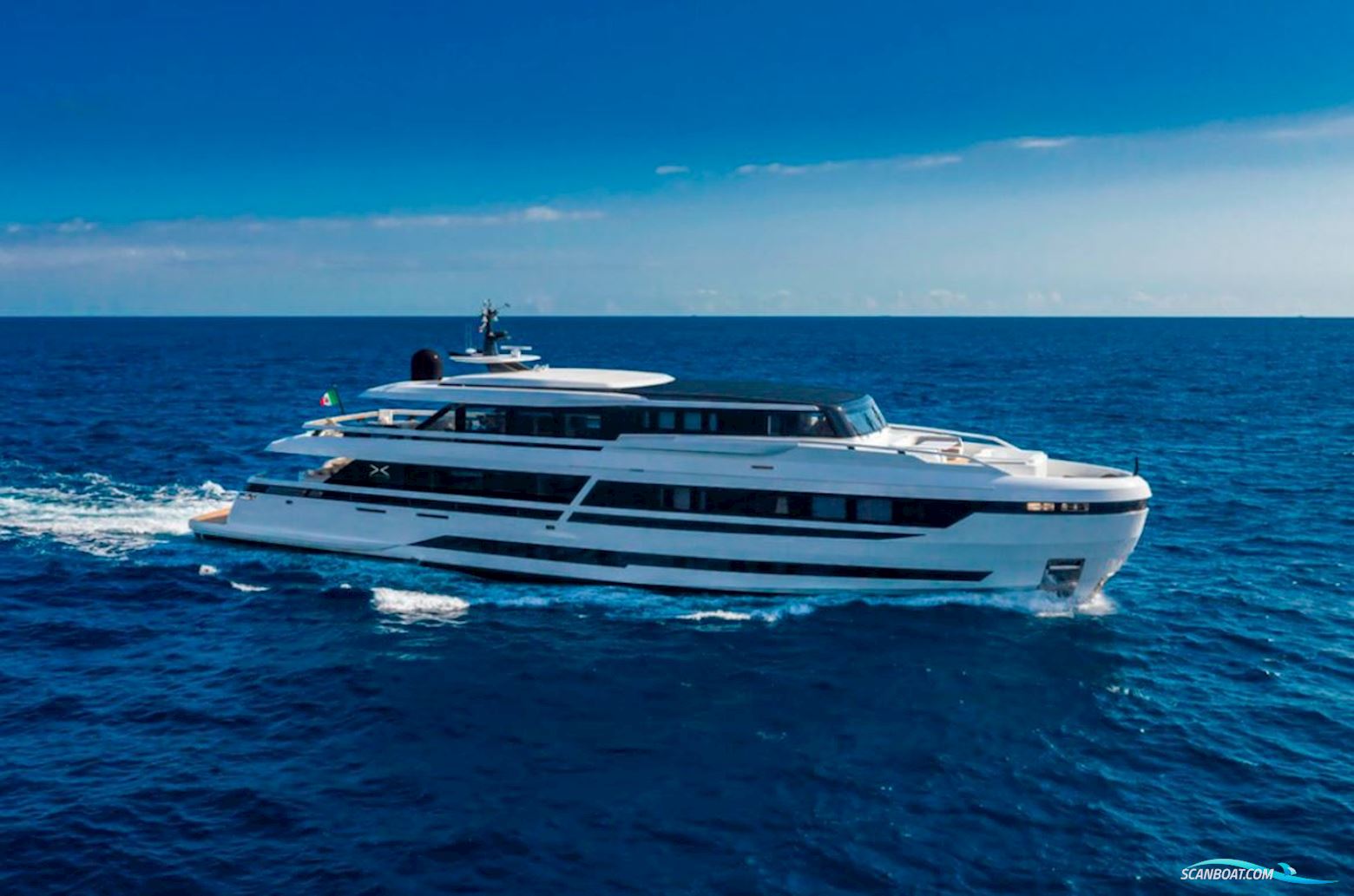 Isa Yachts Xtra Alu 40 M Motorboten 2019, met Caterpillar motor, France