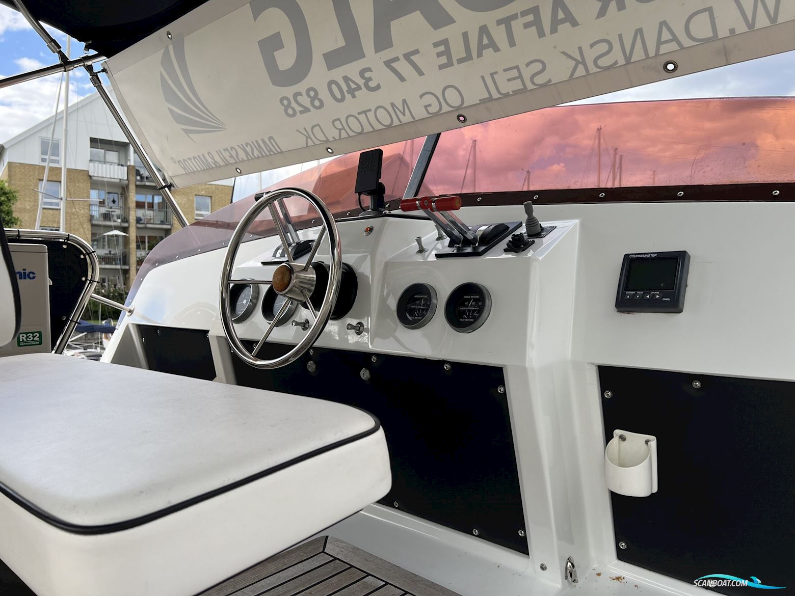 Italiensk Yacht 47 / Kajplads i KBH Centrum