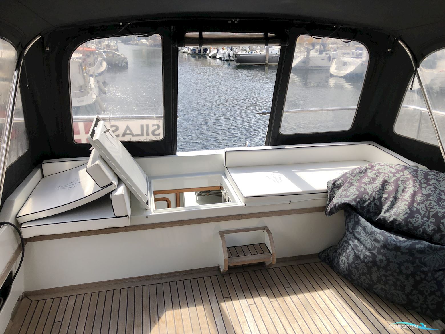 Italiensk Yacht 47 / Kajplads i KBH Centrum