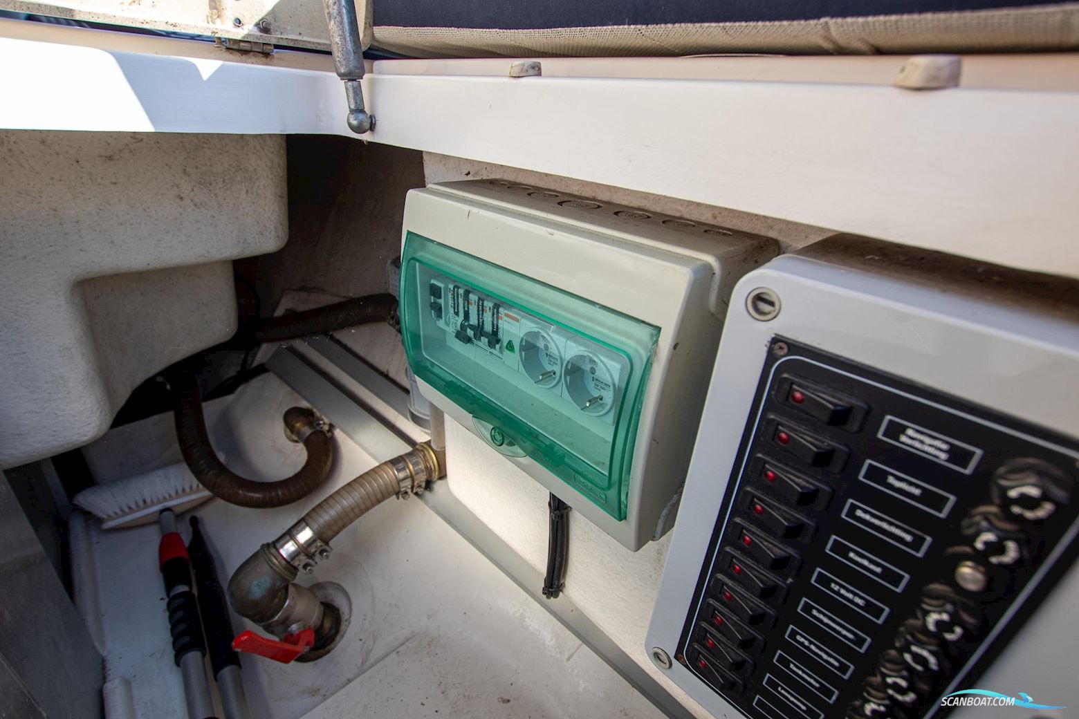 Jan Van Gent 10.35 Cabin