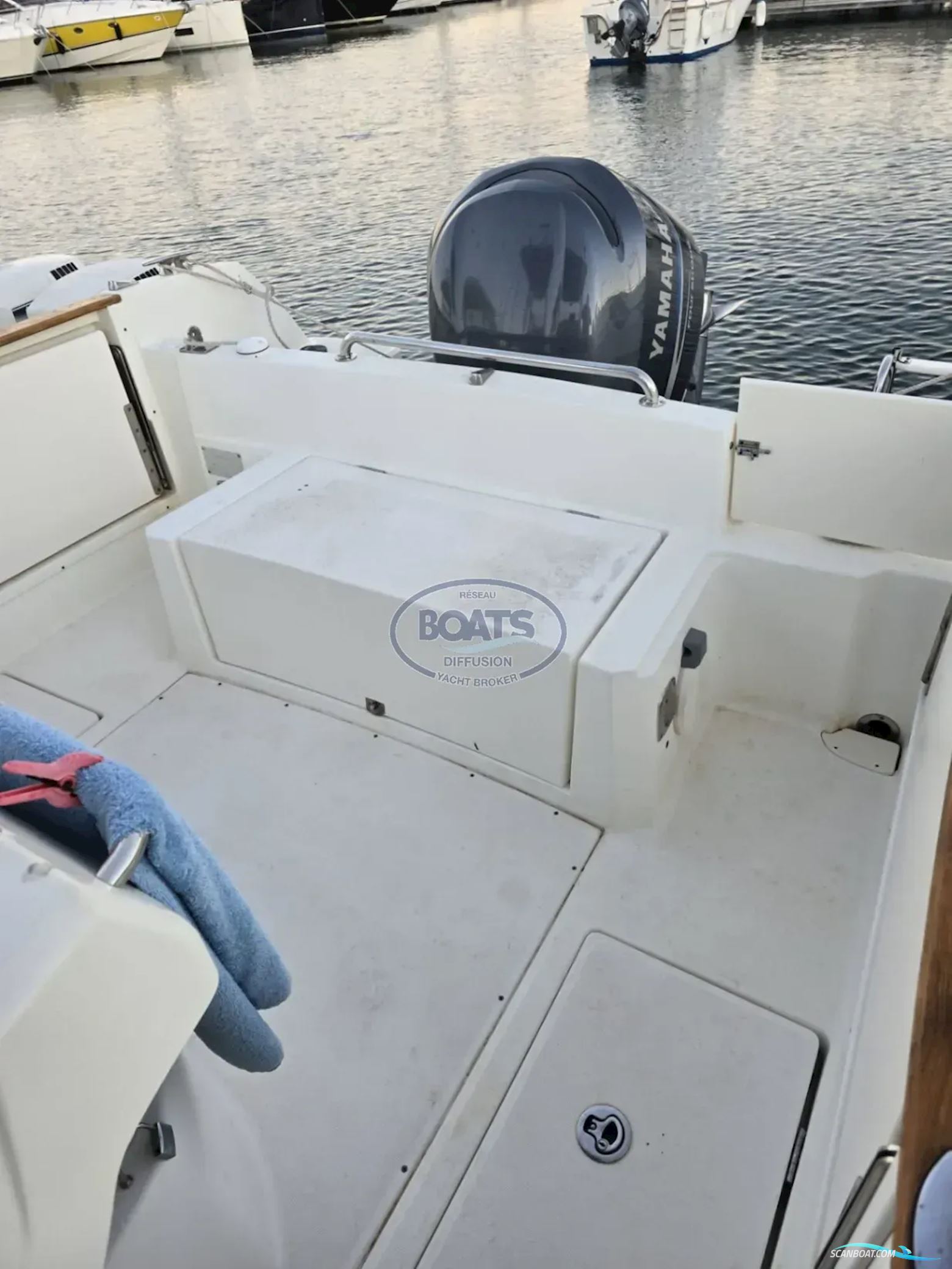 Jeanneau  Cap Camarat 7.5