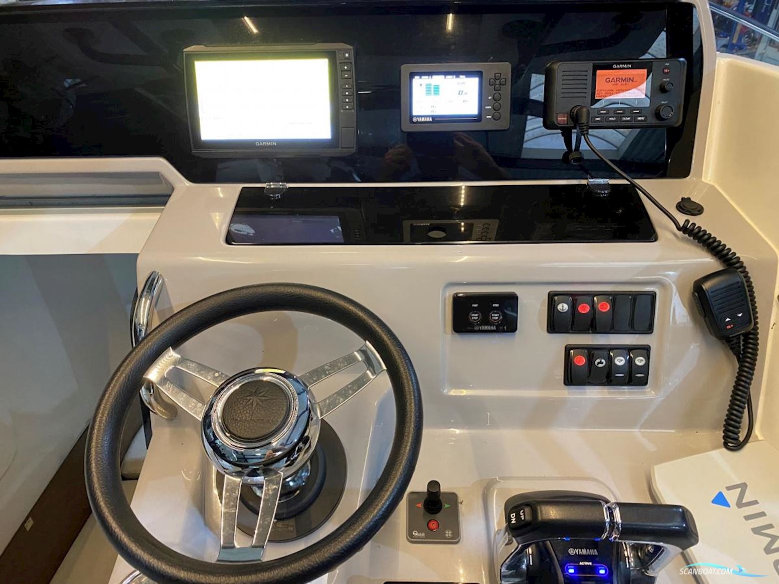 Jeanneau  Cap Camarat 9.0 CC