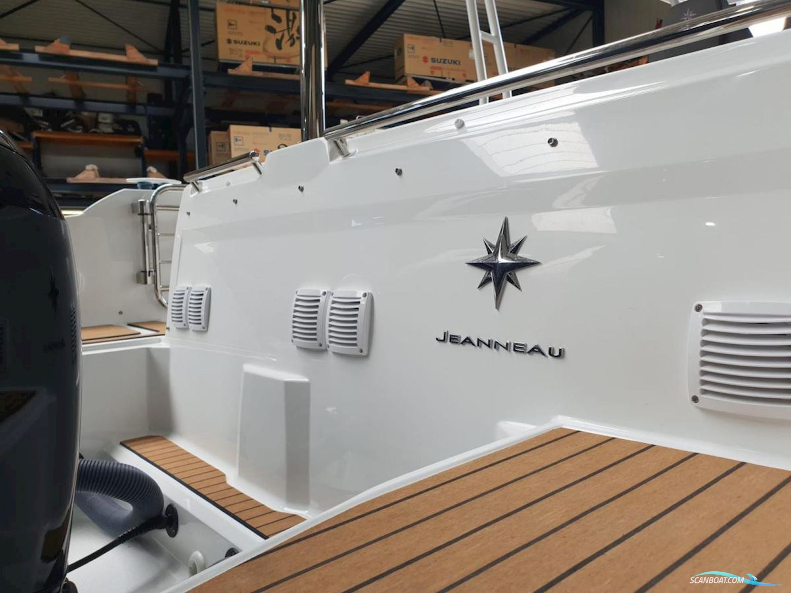 Jeanneau  Cap Camarat 9.0 WA