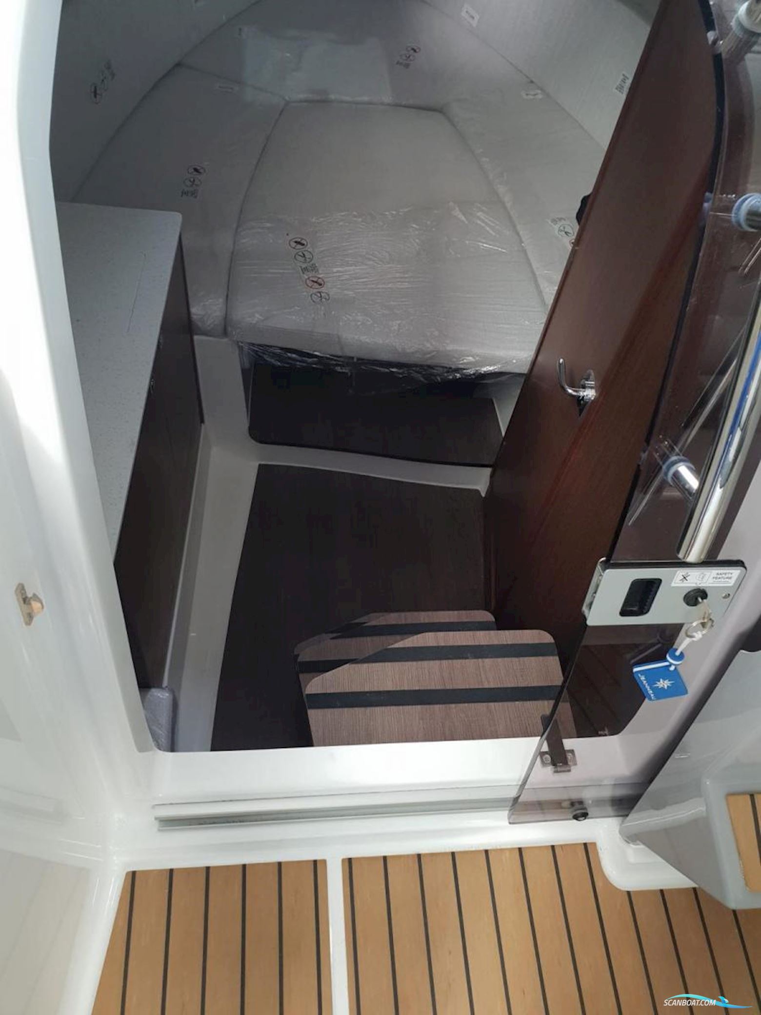 Jeanneau  Cap Camarat 9.0 WA