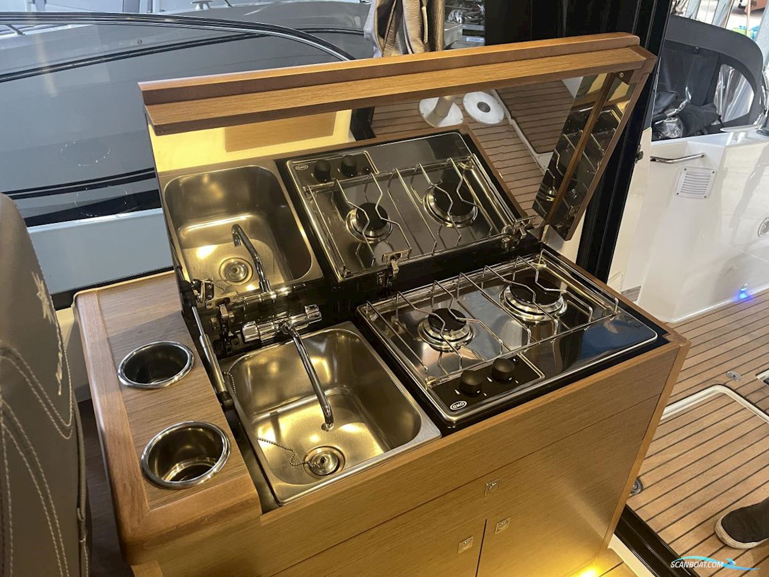 Jeanneau  Merry Fisher 895