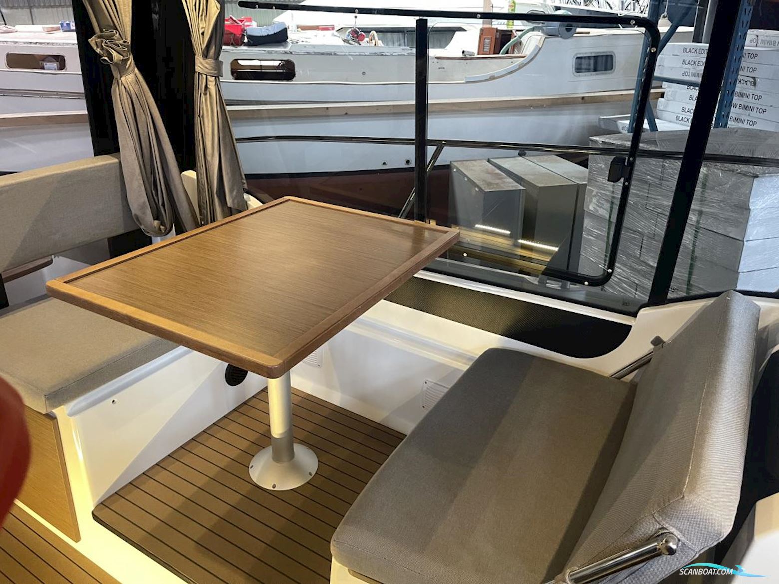 Jeanneau  Merry Fisher 895