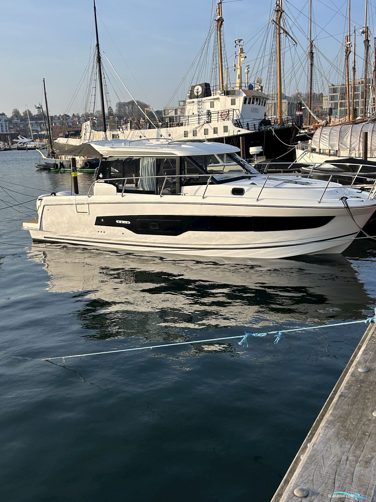 Jeanneau 1095 Merry Fisher Cruiser Motorboten 2024, met Twin Yamaha F300USB2 motor, Denemarken