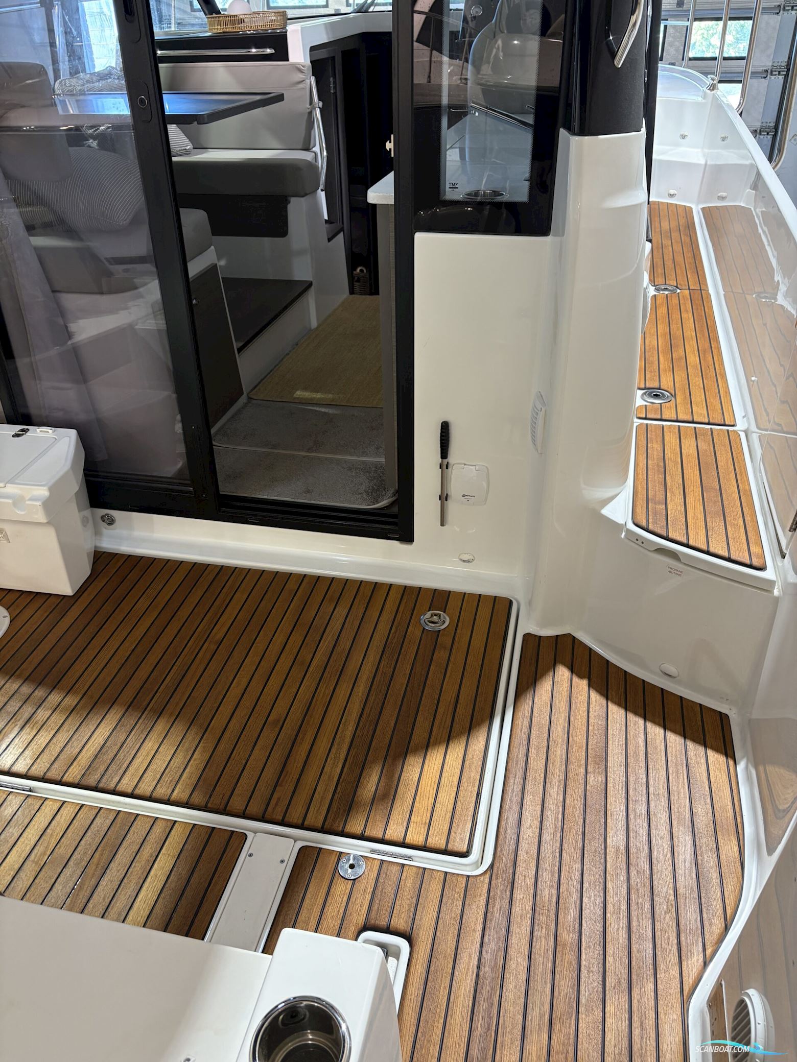 Jeanneau 1095 Merry Fisher Cruiser