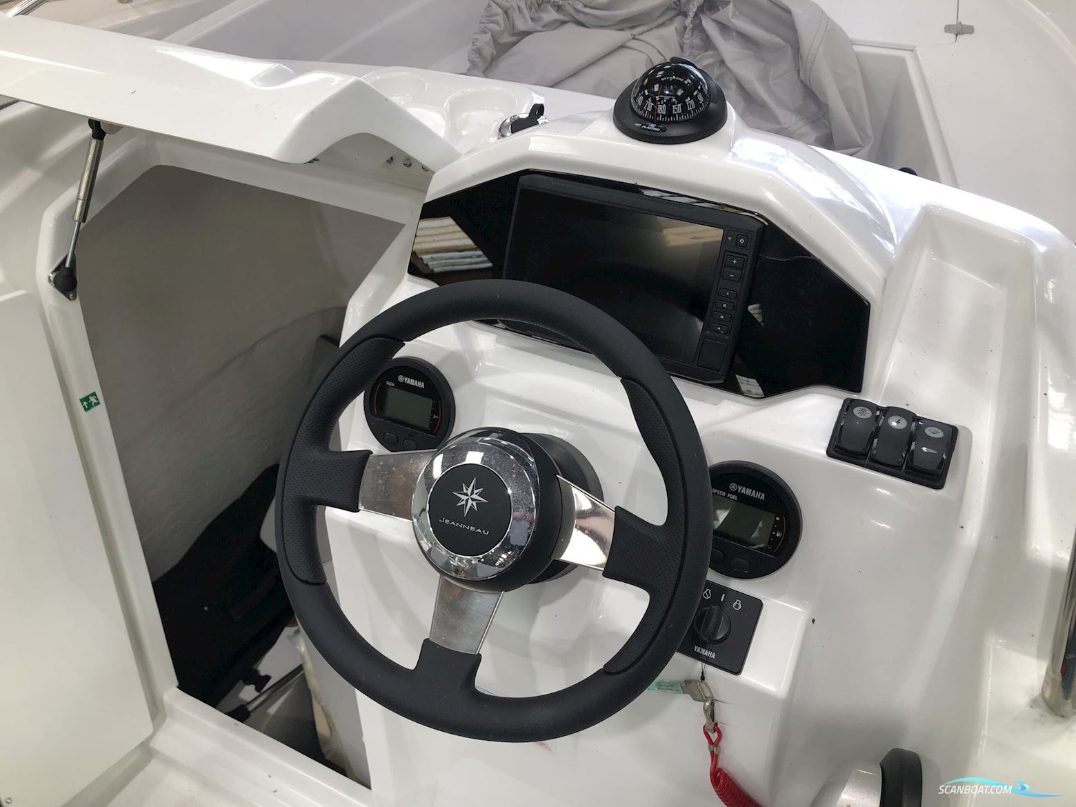 Jeanneau 5.5 CC Cap Camarat