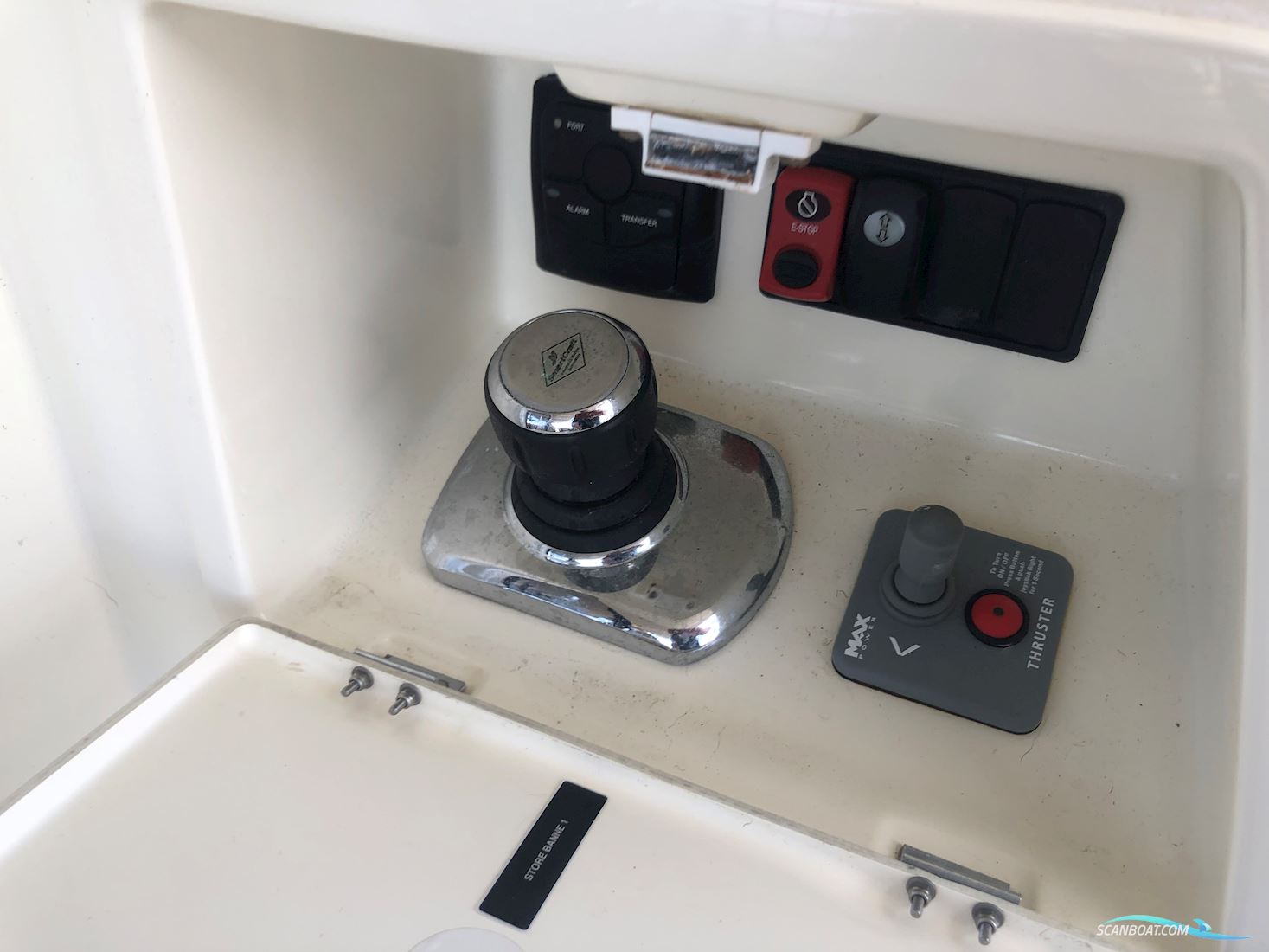 Jeanneau 550s Ixus Joystick