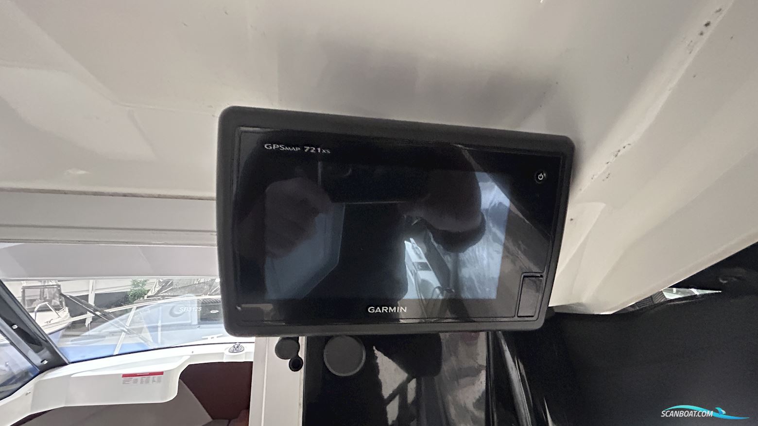 Jeanneau 605 Merry Fischer