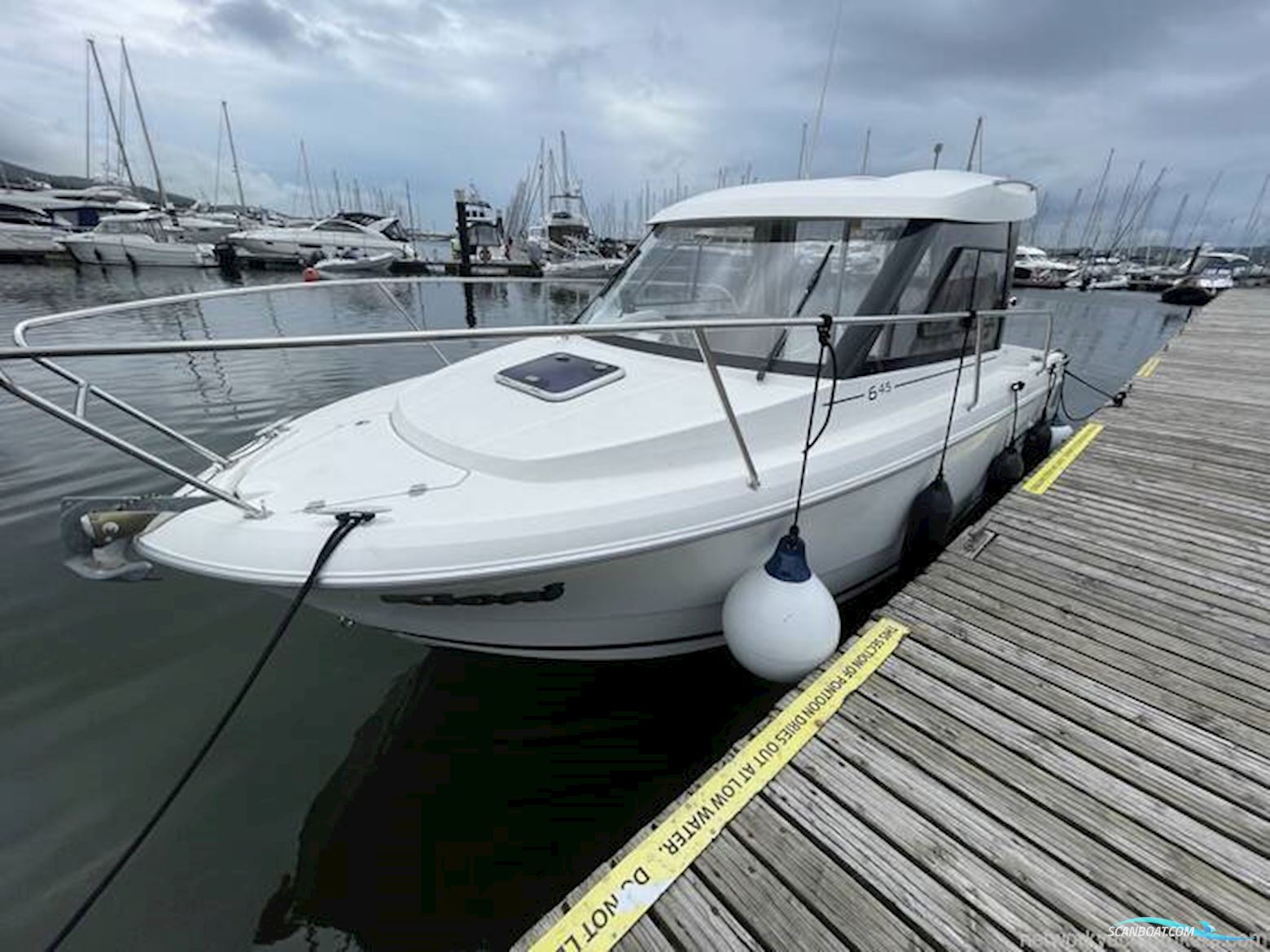 Jeanneau 645