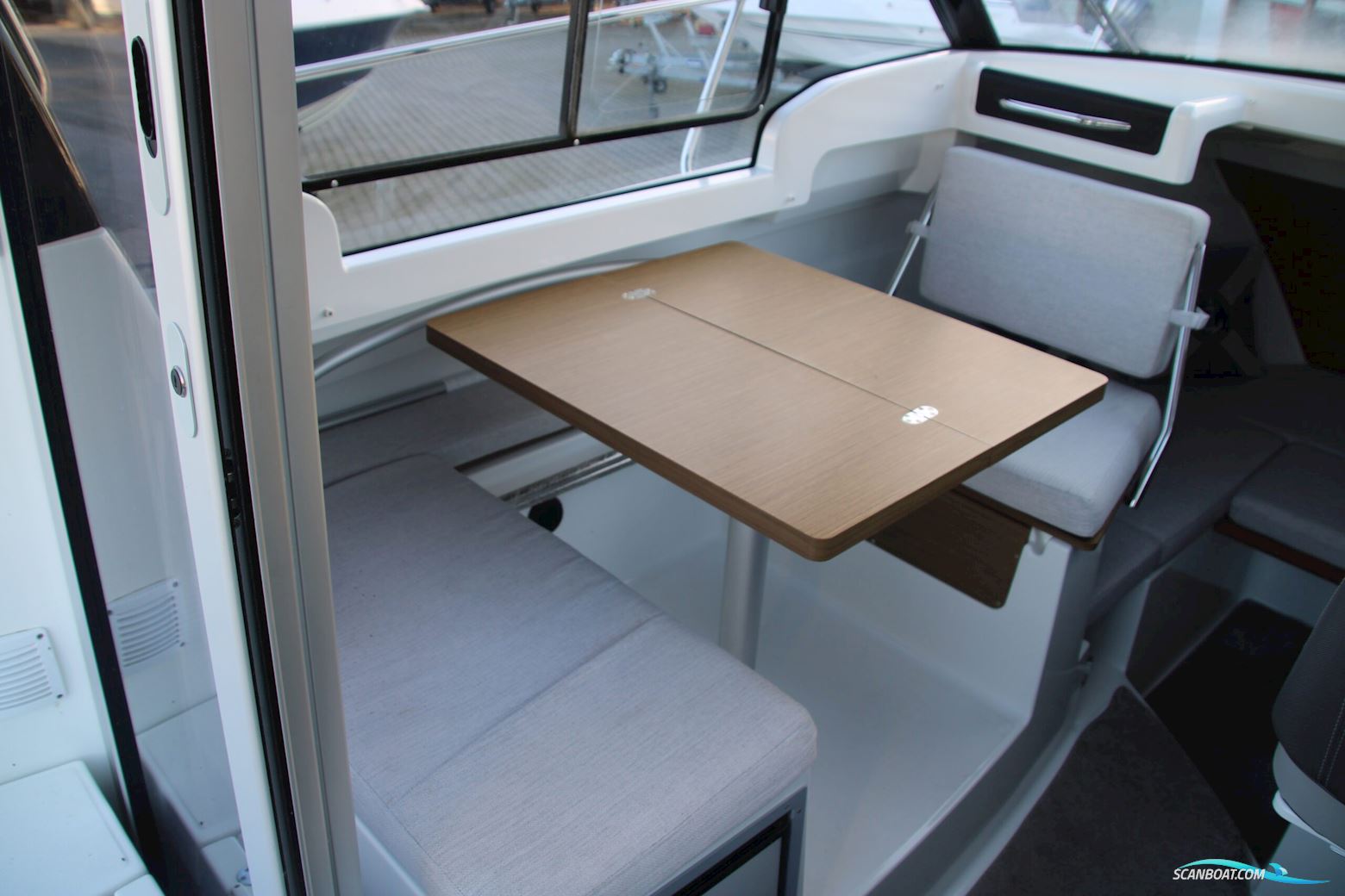 Jeanneau 695 Merry Fisher Serie2