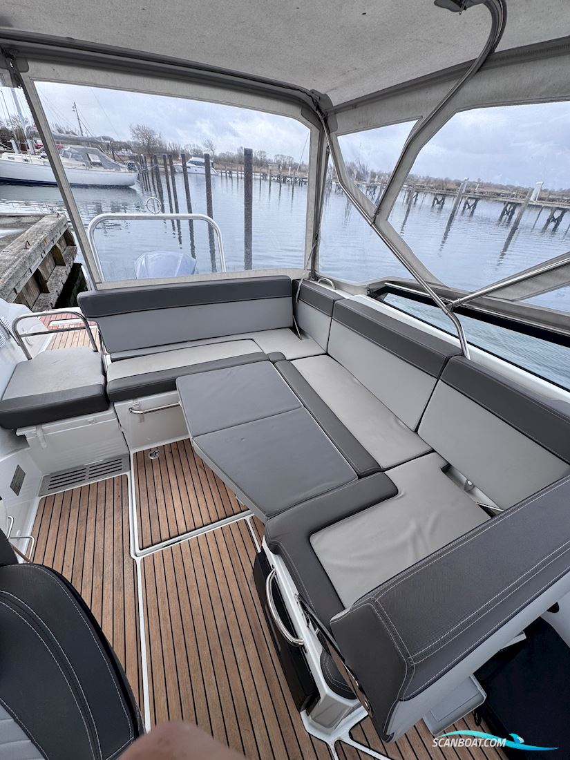 Jeanneau 7.5 DC CAP CAMARAT SERIE 2 – 2021