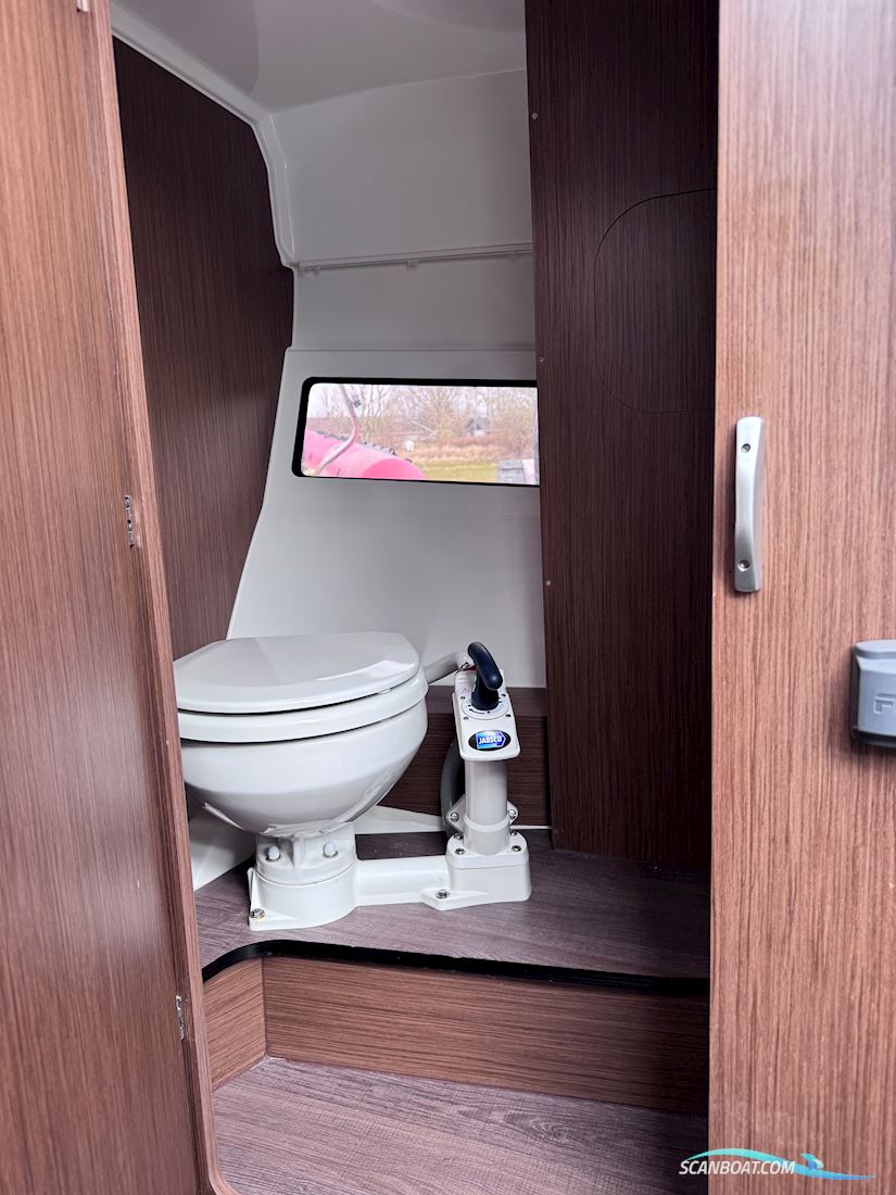 Jeanneau 7.5 DC CAP CAMARAT SERIE 2 – 2021