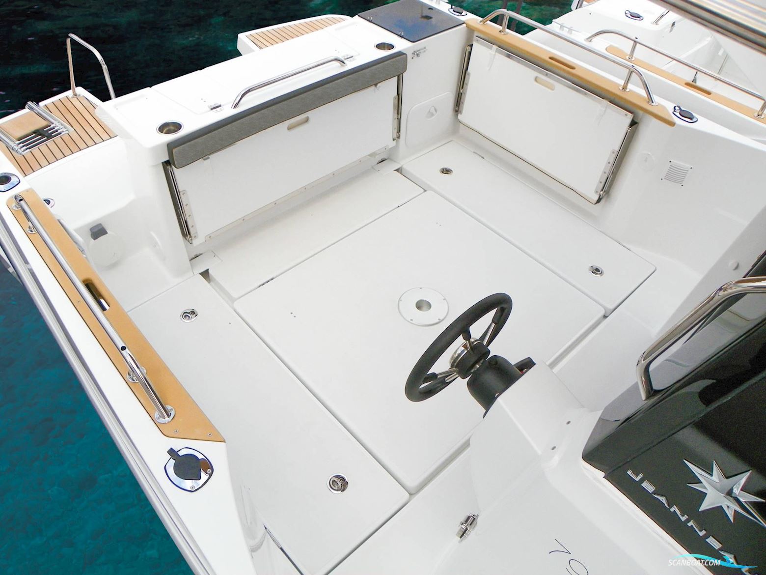 Jeanneau 795 Merry Fisher Sport Serie2