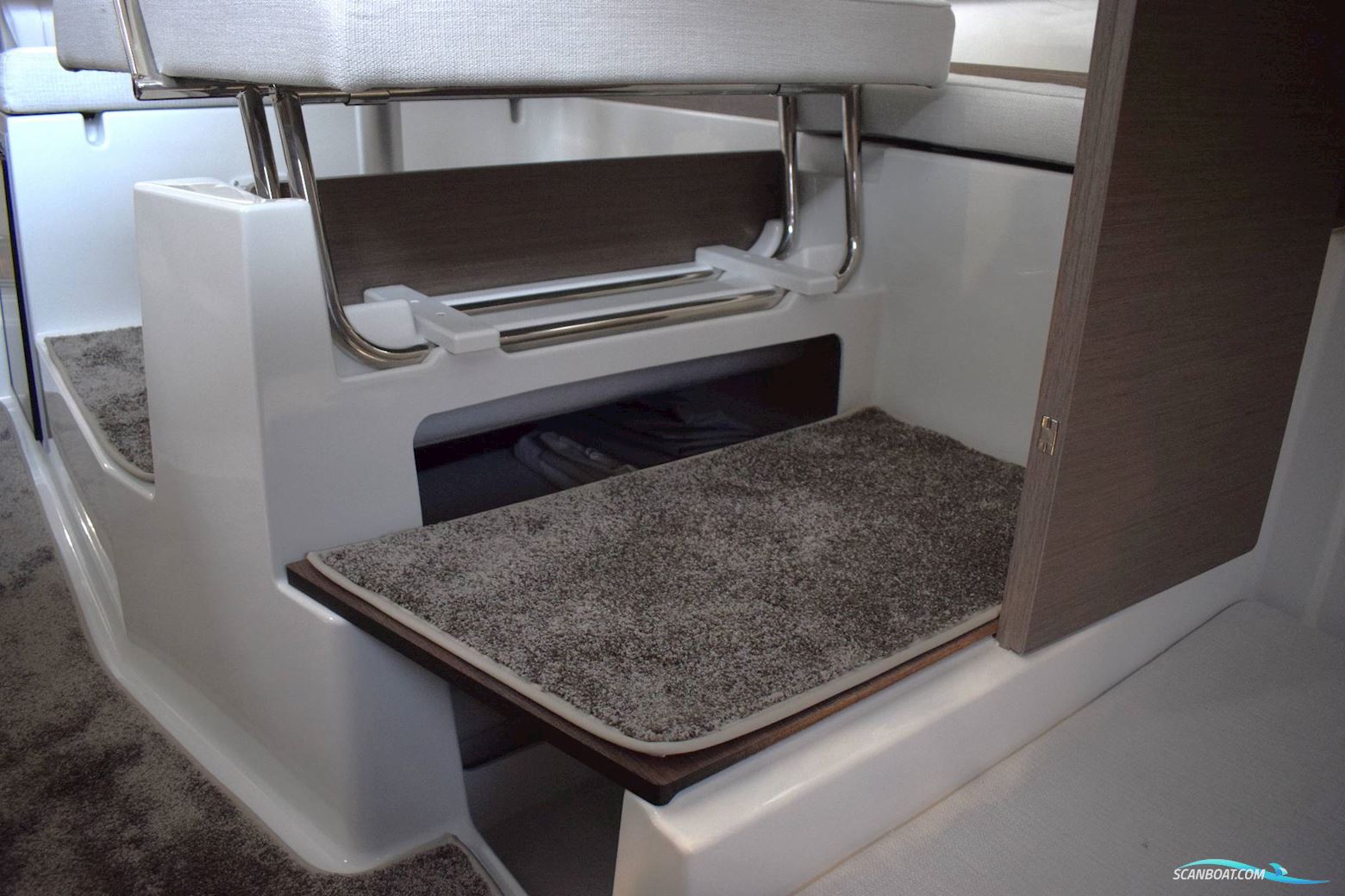 Jeanneau 795 Serie 2 - 225 HK Yamaha/Udstyr