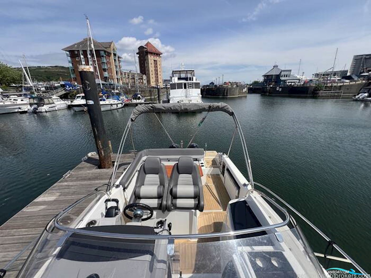 Jeanneau 9.0WA Cap Camarat