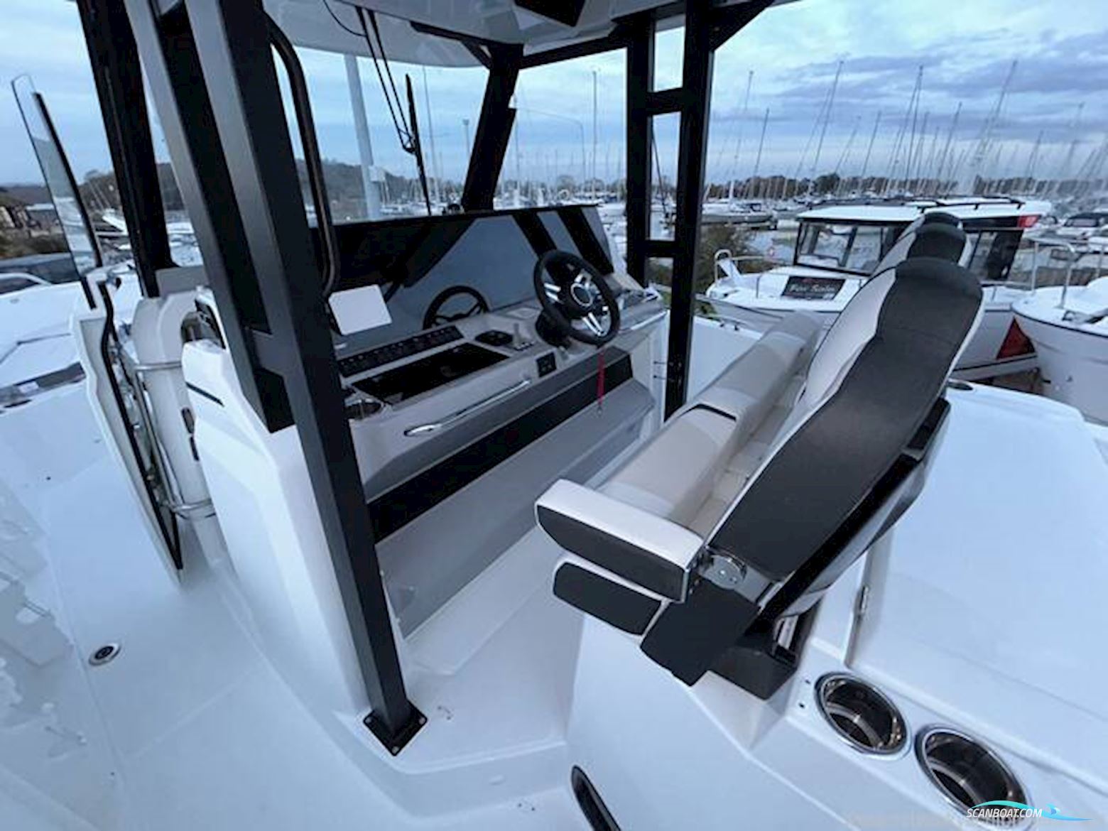 Jeanneau Cap Camarat 10.5 CC