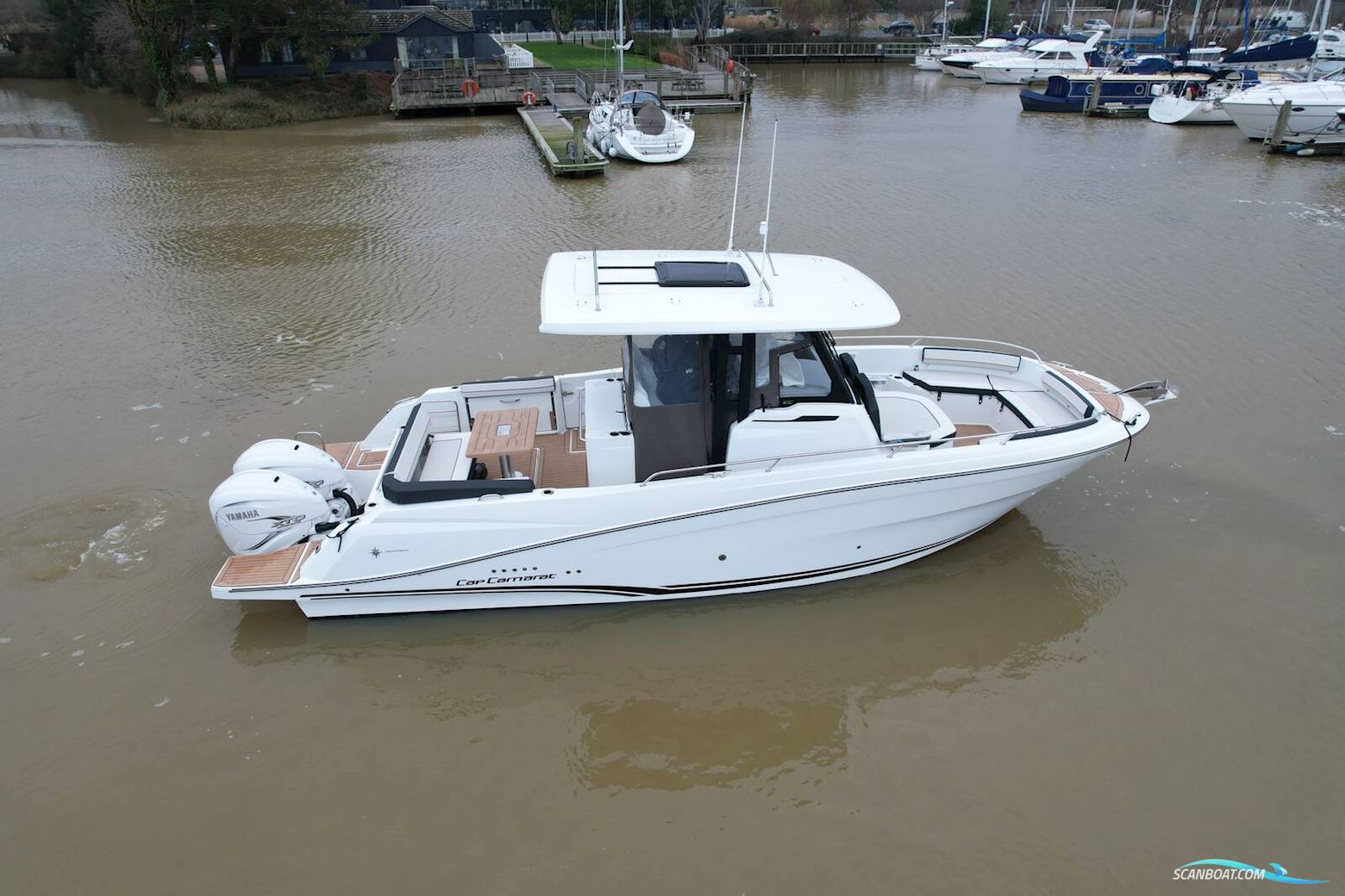 Jeanneau Cap Camarat 10.5 CC Motorboten 2024, met Yamaha F425 Sbw motor, United Kingdom
