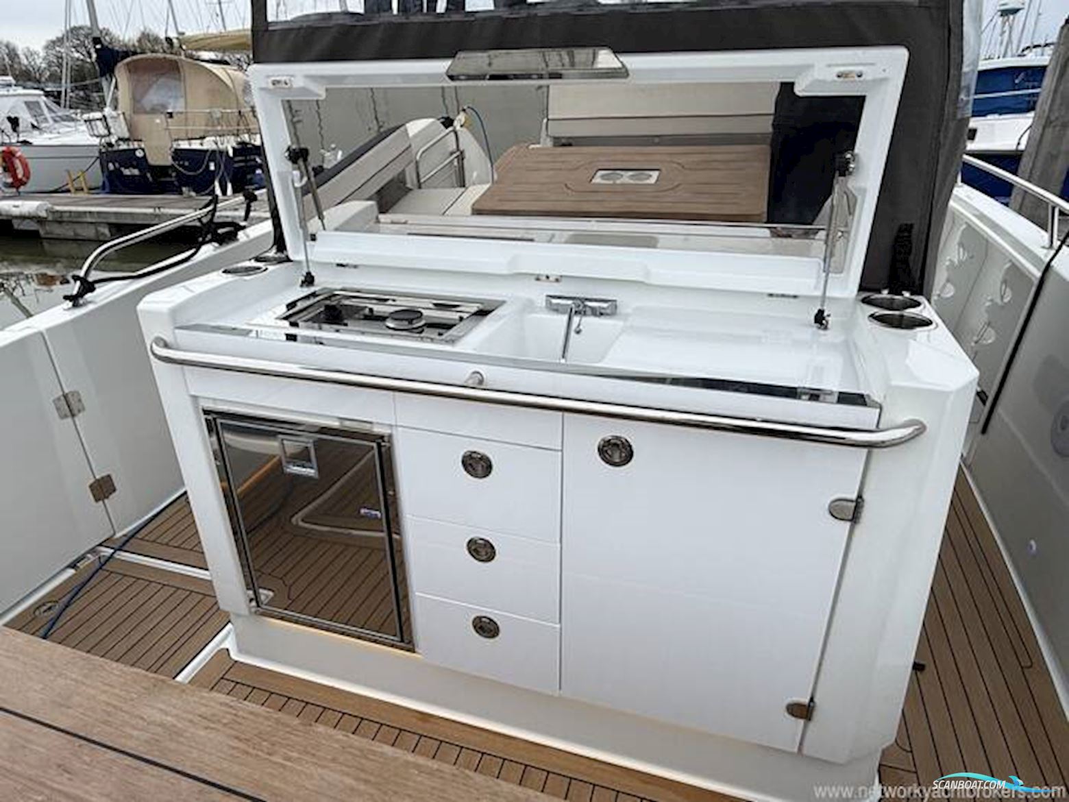 Jeanneau Cap Camarat 10.5 CC