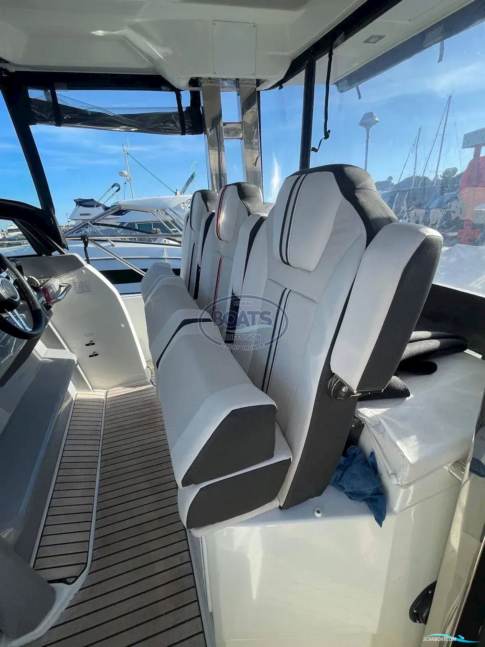 Jeanneau Cap Camarat 10.5