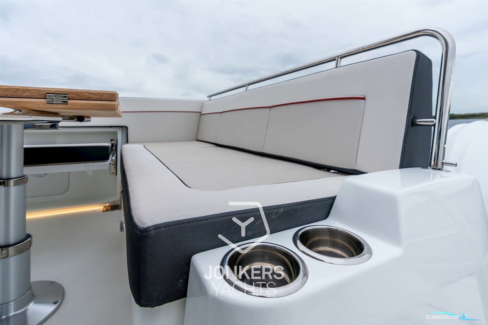 Jeanneau Cap Camarat 10.5 WA S2