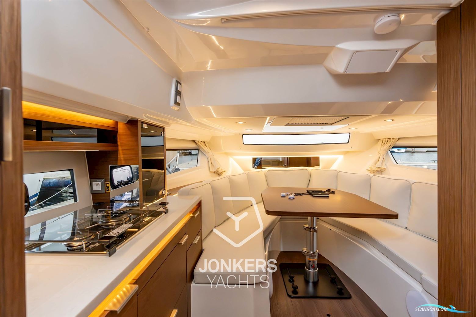 Jeanneau Cap Camarat 10.5 WA S2