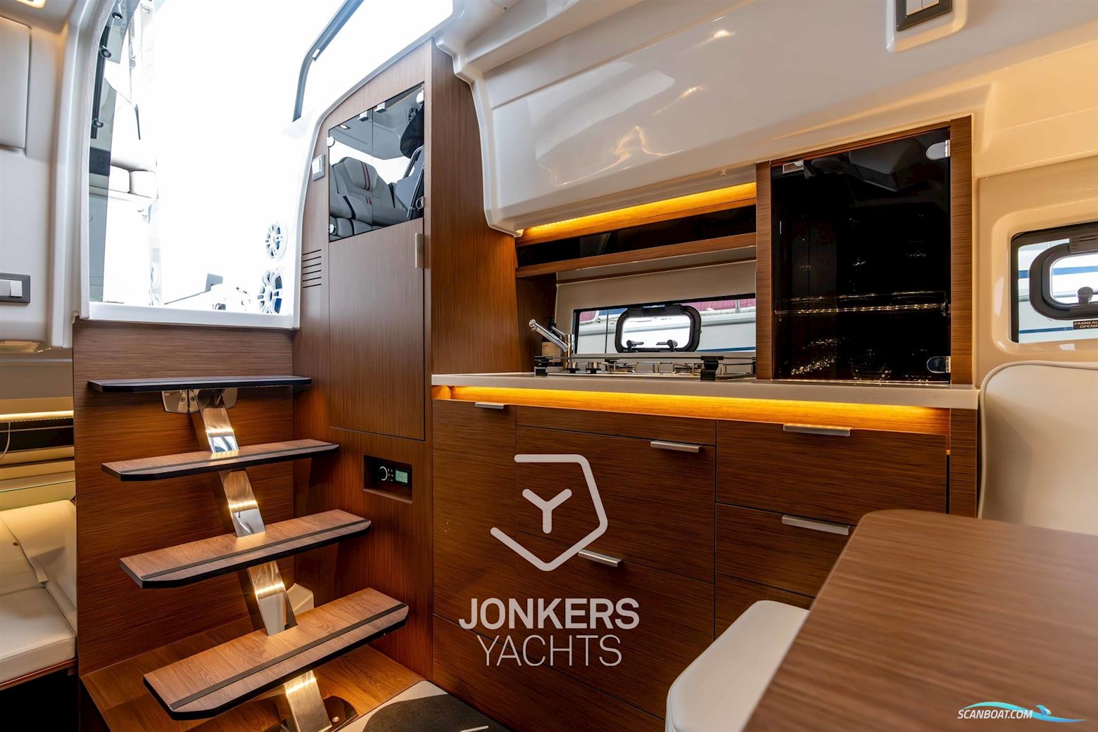 Jeanneau Cap Camarat 10.5 WA S2