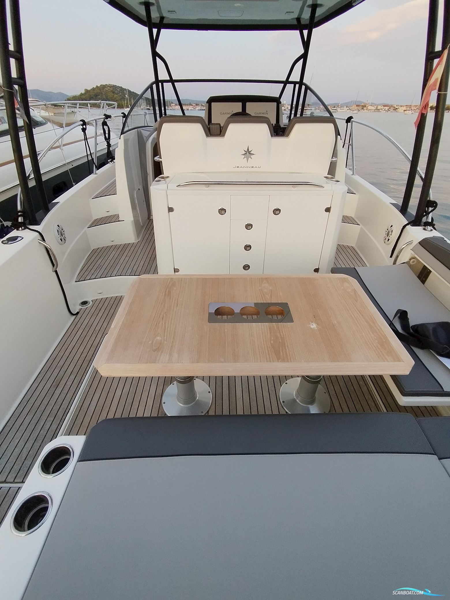 Jeanneau Cap Camarat 10.5 WA