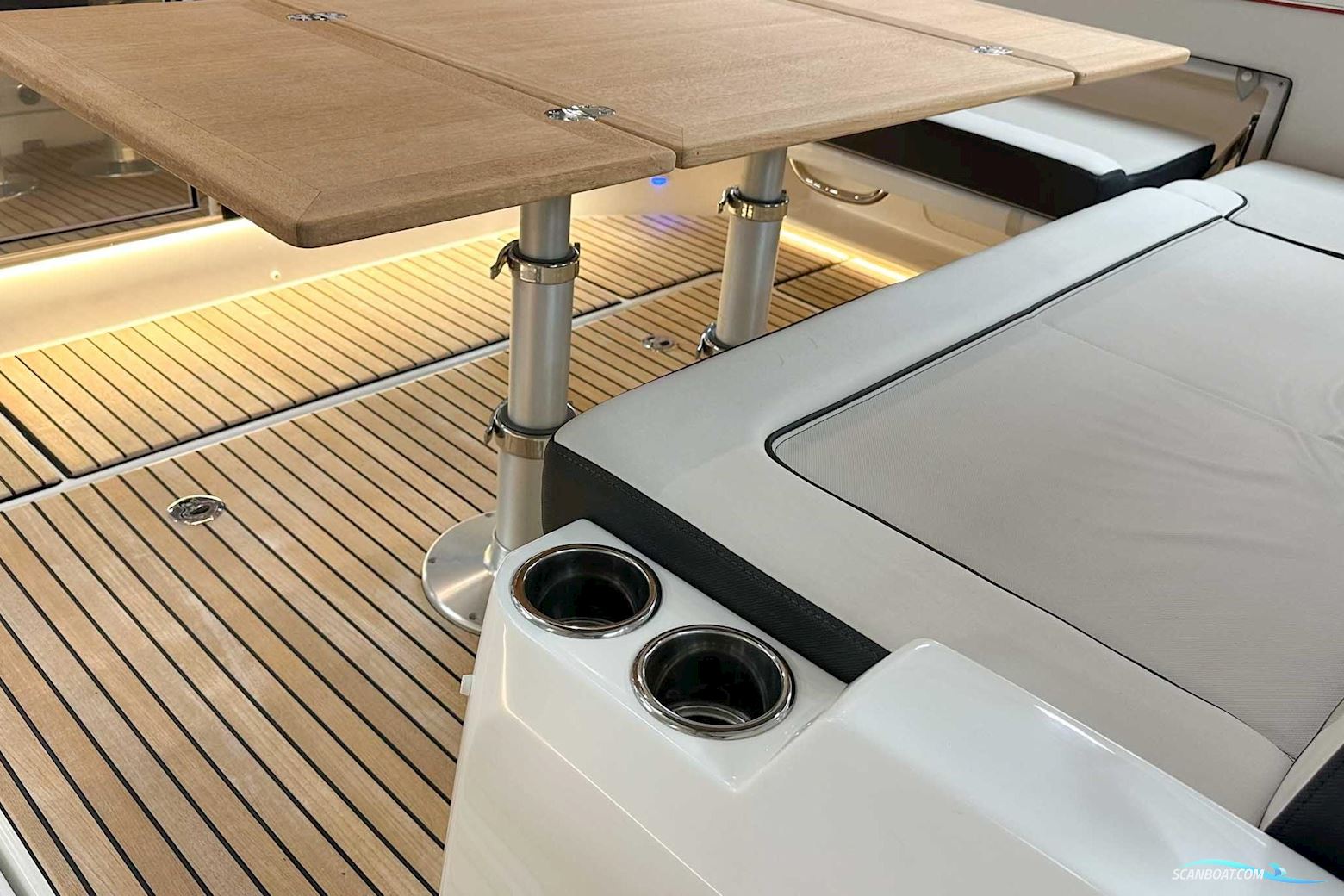 Jeanneau Cap Camarat 10.5 WA Serie 2